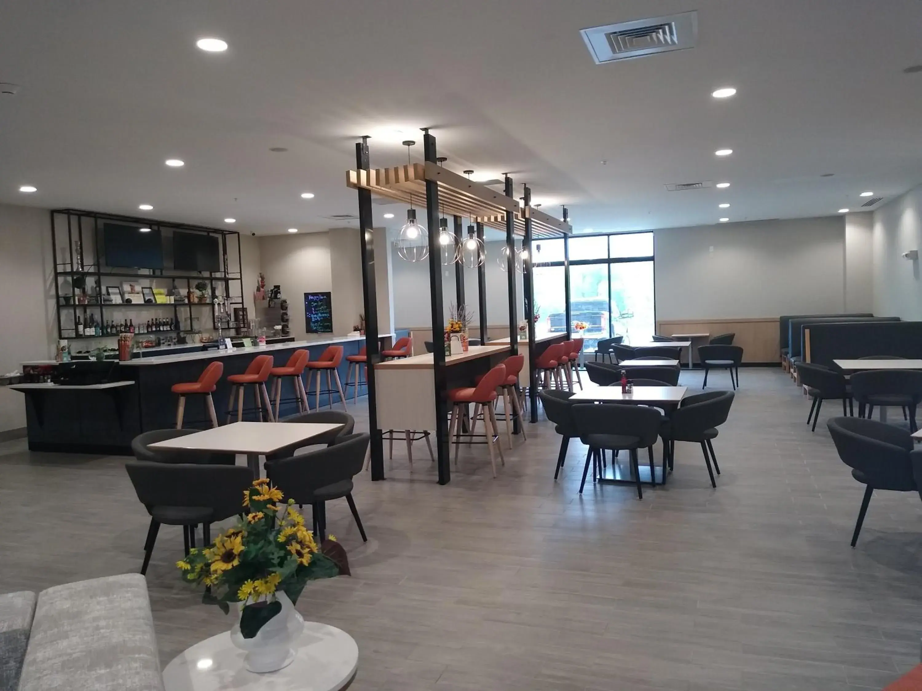 Restaurant/places to eat in Holiday Inn - Kansas City - Northeast by IHG Restaurant/places to eat in Holiday Inn - Kansas City - Northeast by IHG