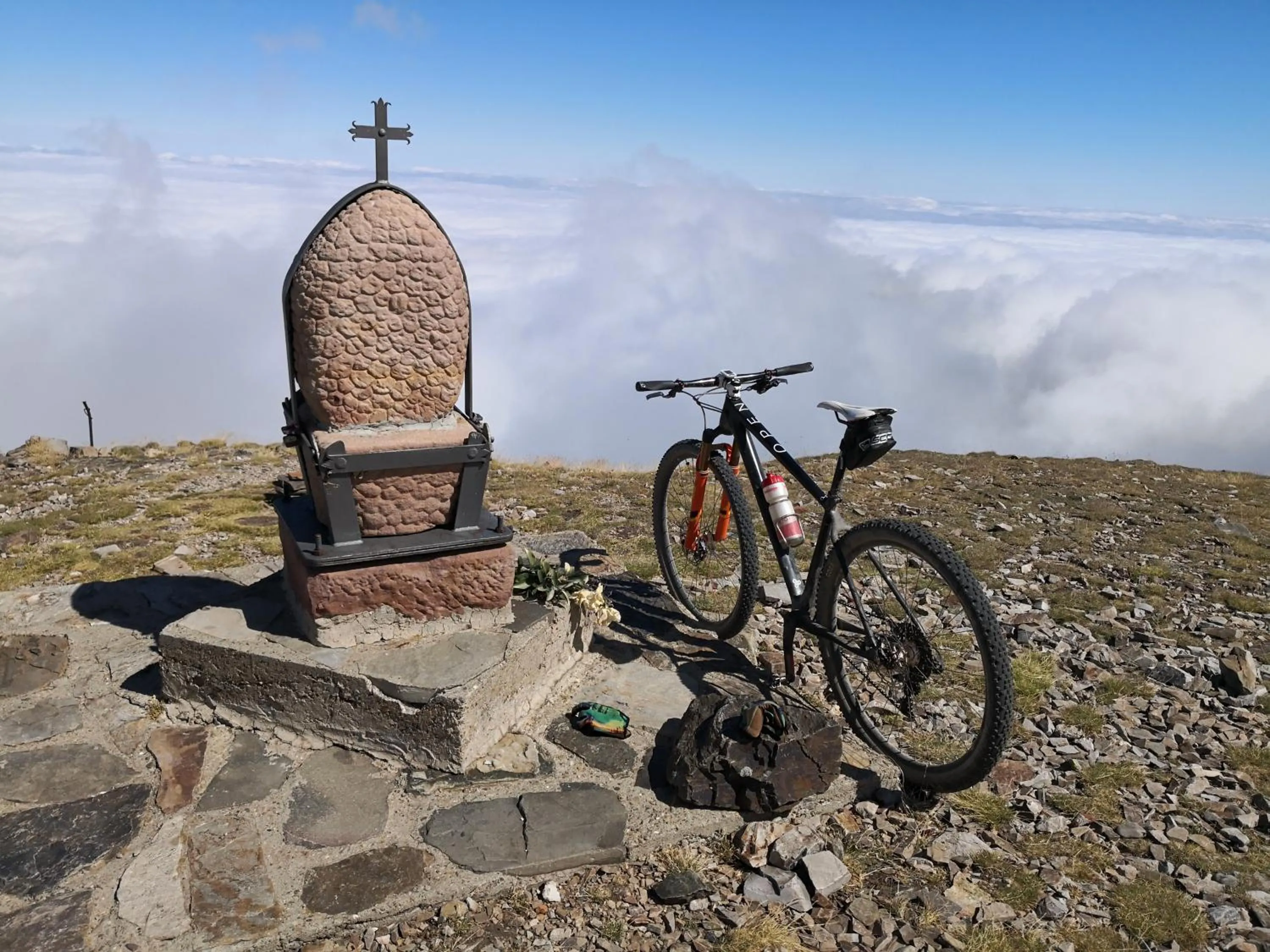 Nearby landmark in Casa Grande Hotel