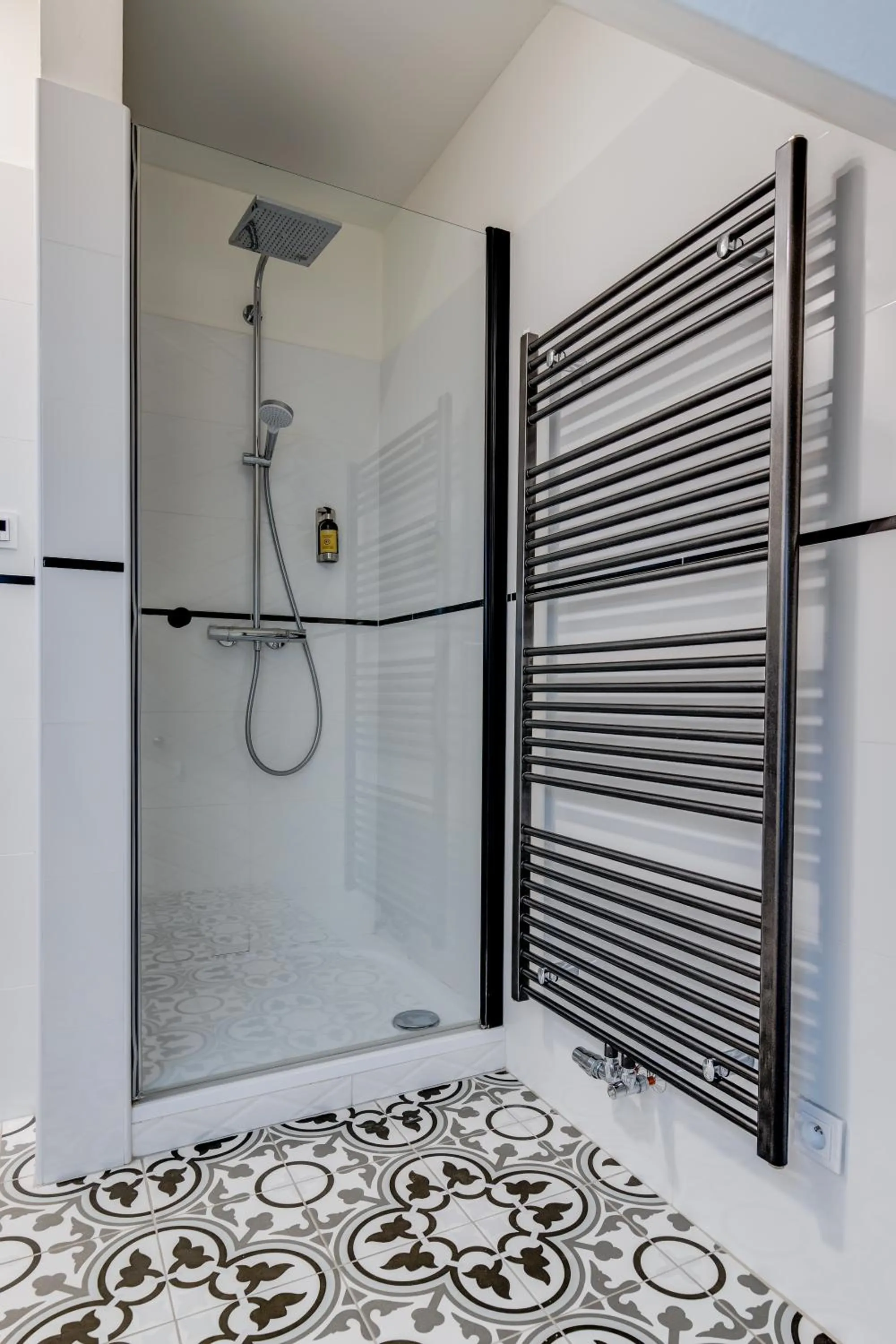 Shower in Design Pension Twenty 20