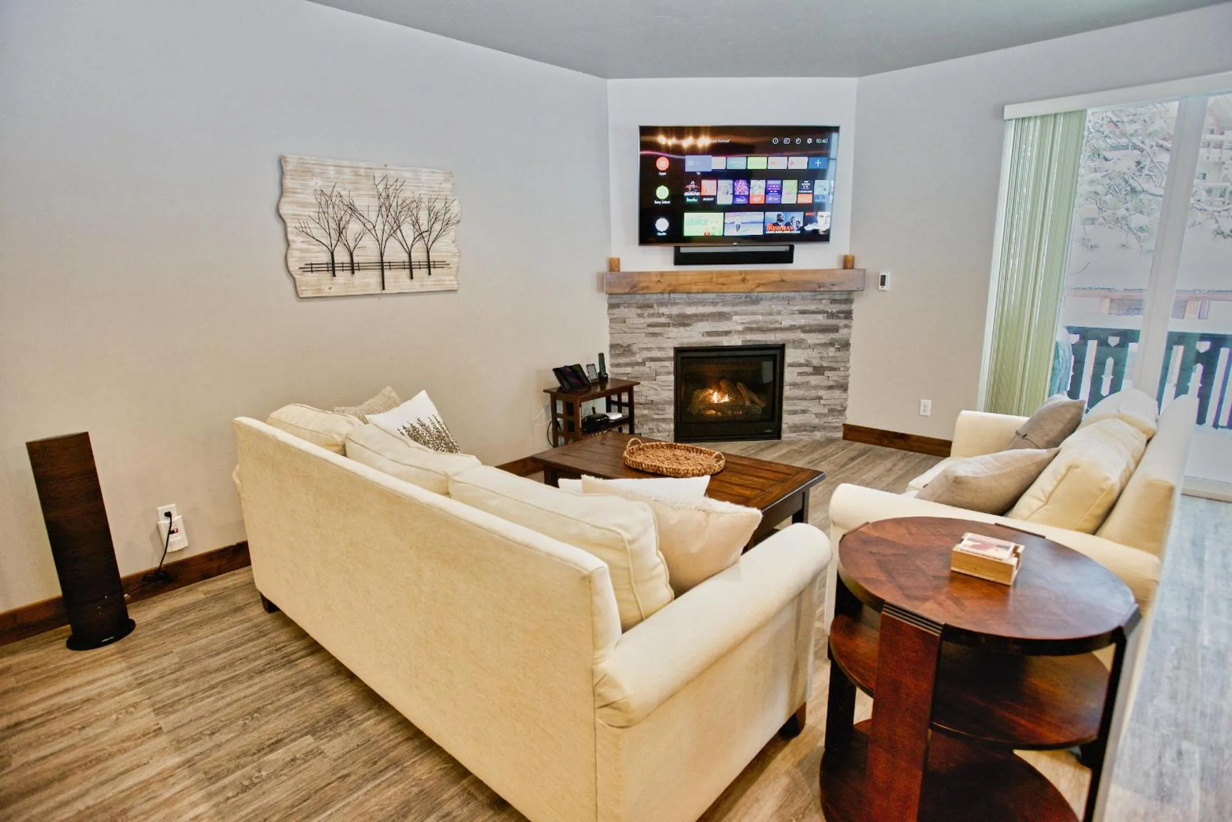 Silverpine Hideaway by Casago McCall - Donerightmanagement