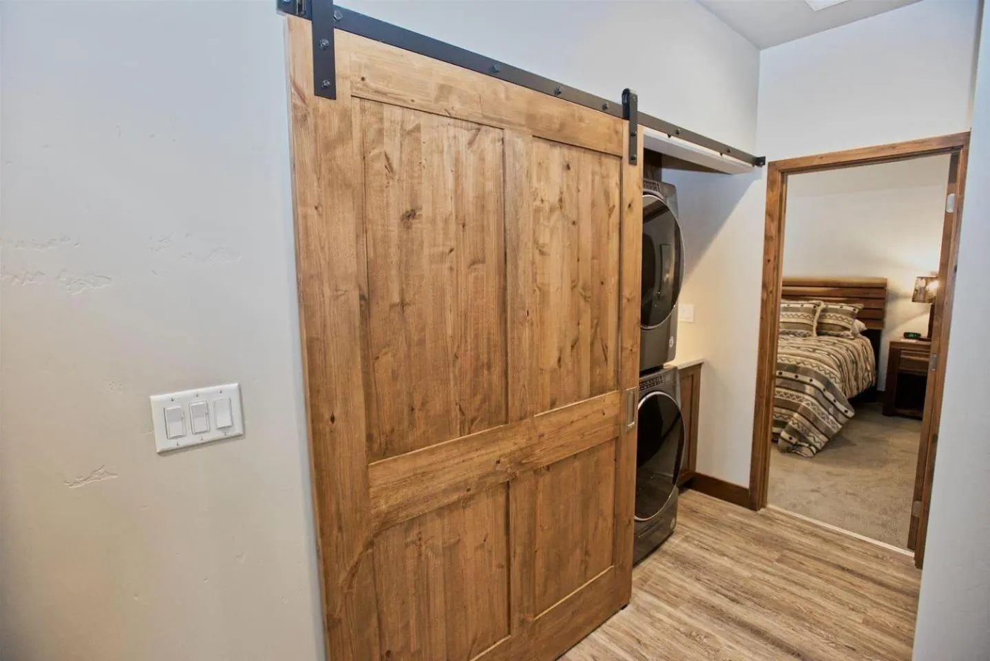 Bed in Silverpine Hideaway by Casago McCall - Donerightmanagement