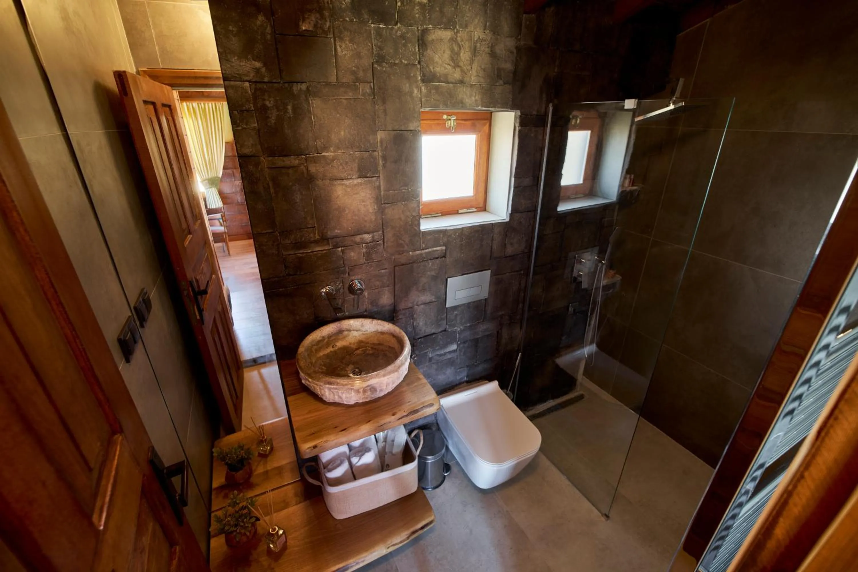 Flora Handüzü Resort & Wellness Bungalow Hotel