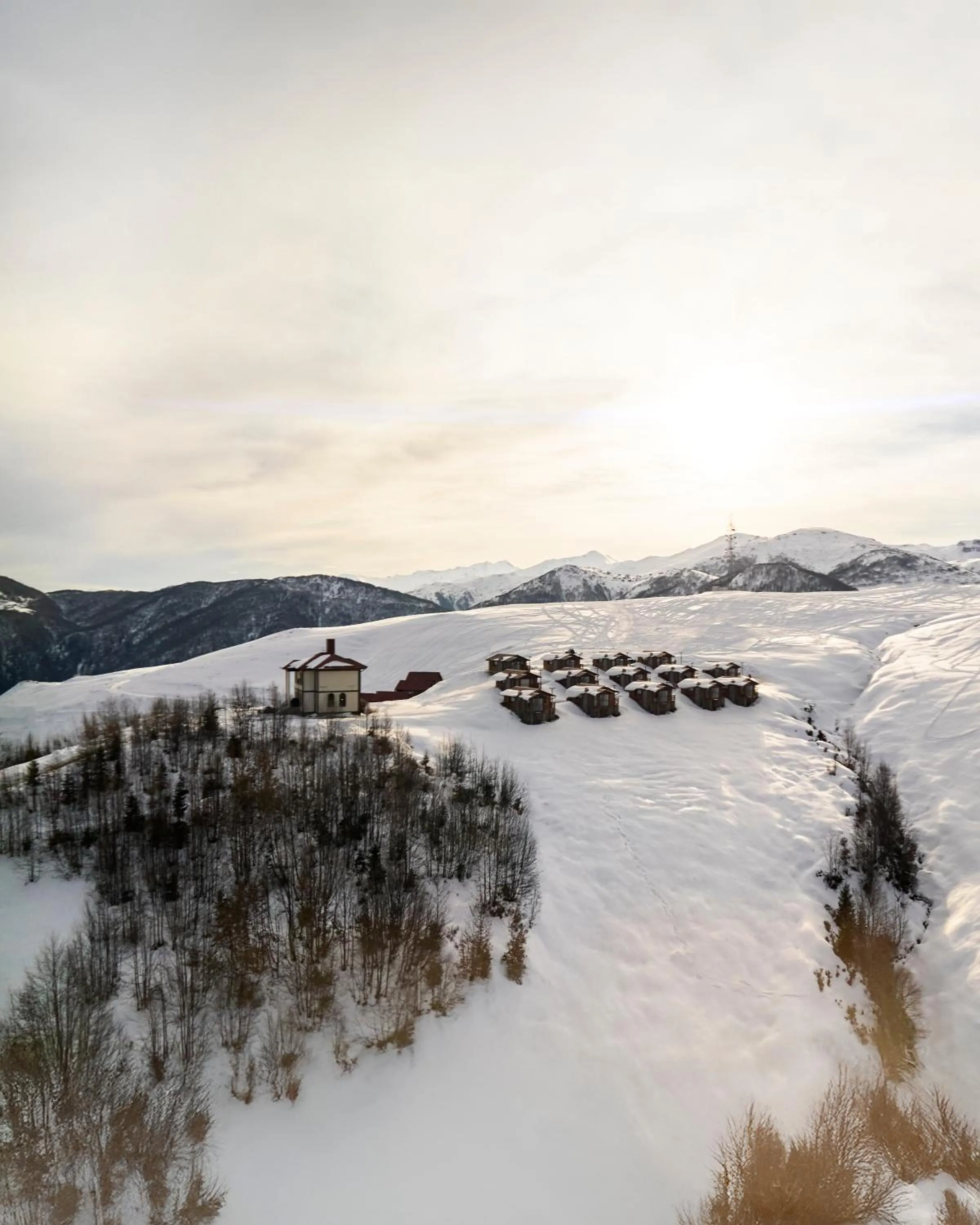 Flora Handüzü Resort & Wellness Bungalow Hotel