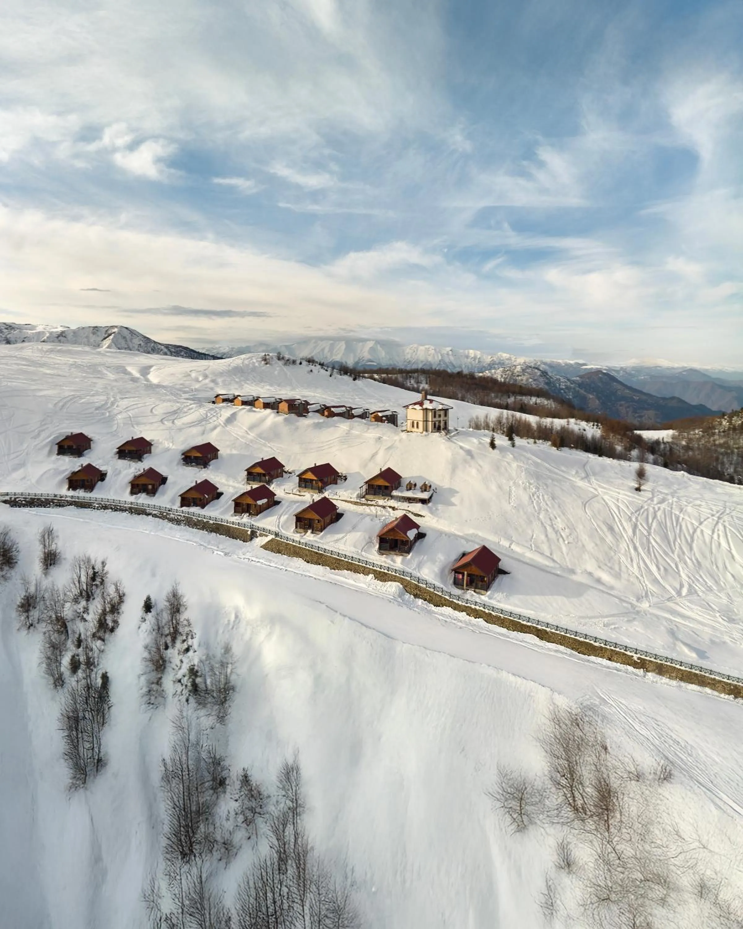 Flora Handüzü Resort & Wellness Bungalow Hotel