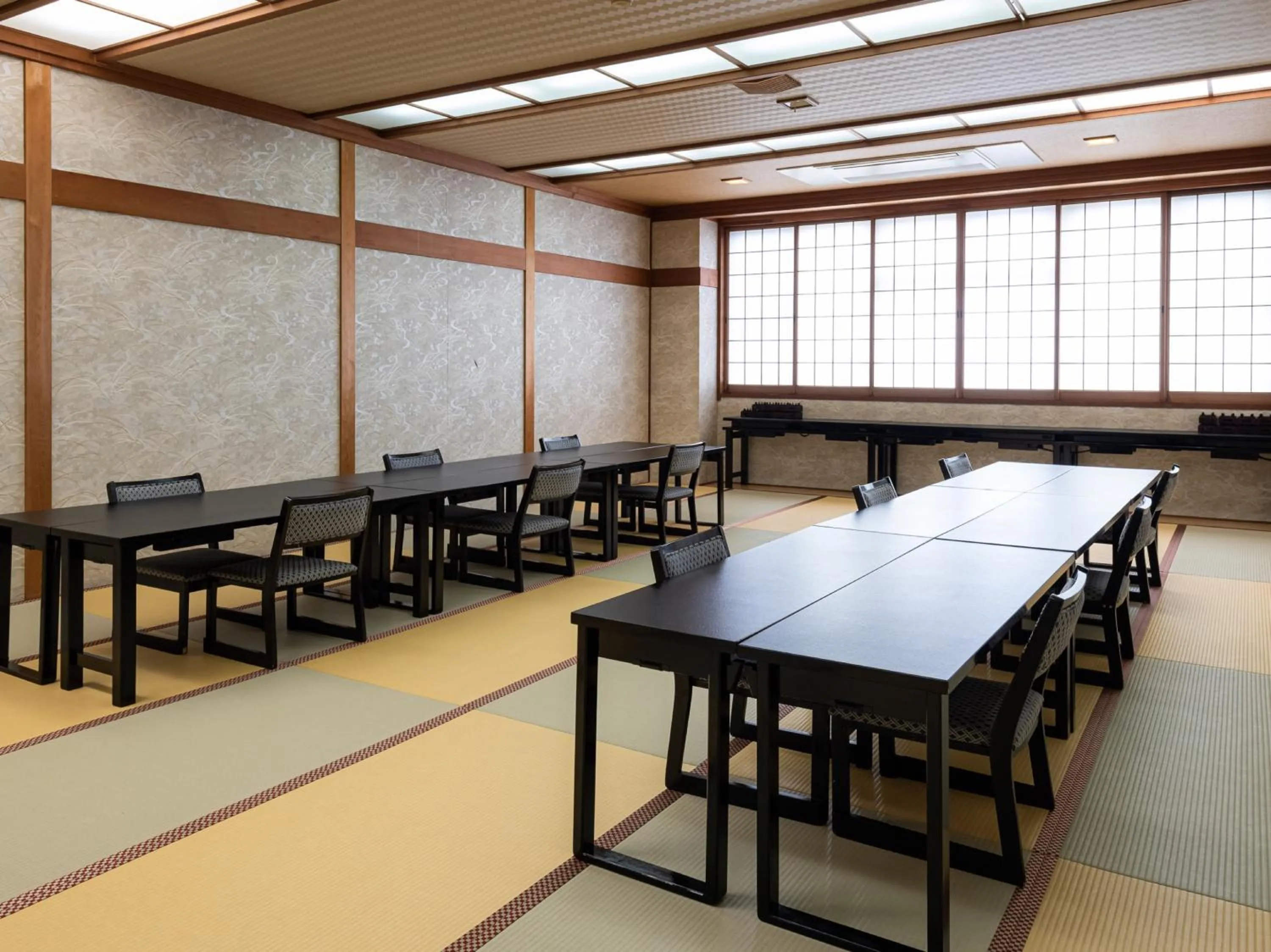 Restaurant/places to eat in Tabist Hotel Kurama Hikone