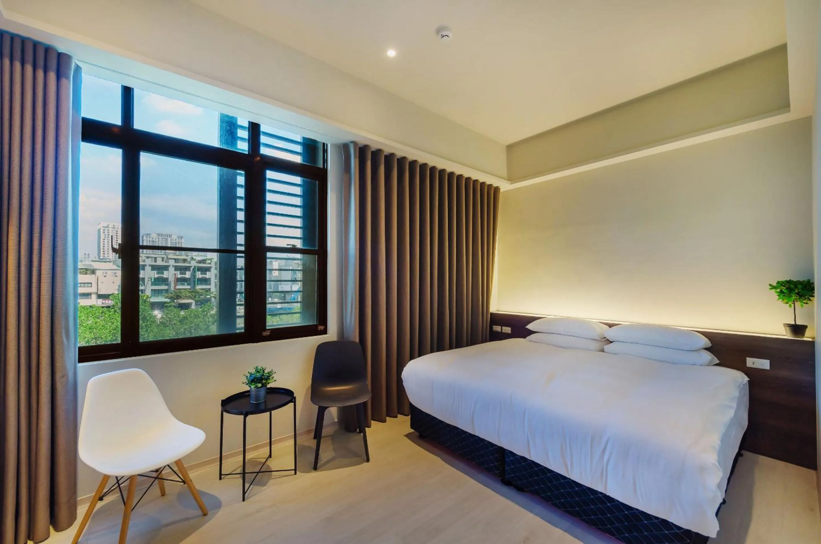 Photo of the whole room in Popinn