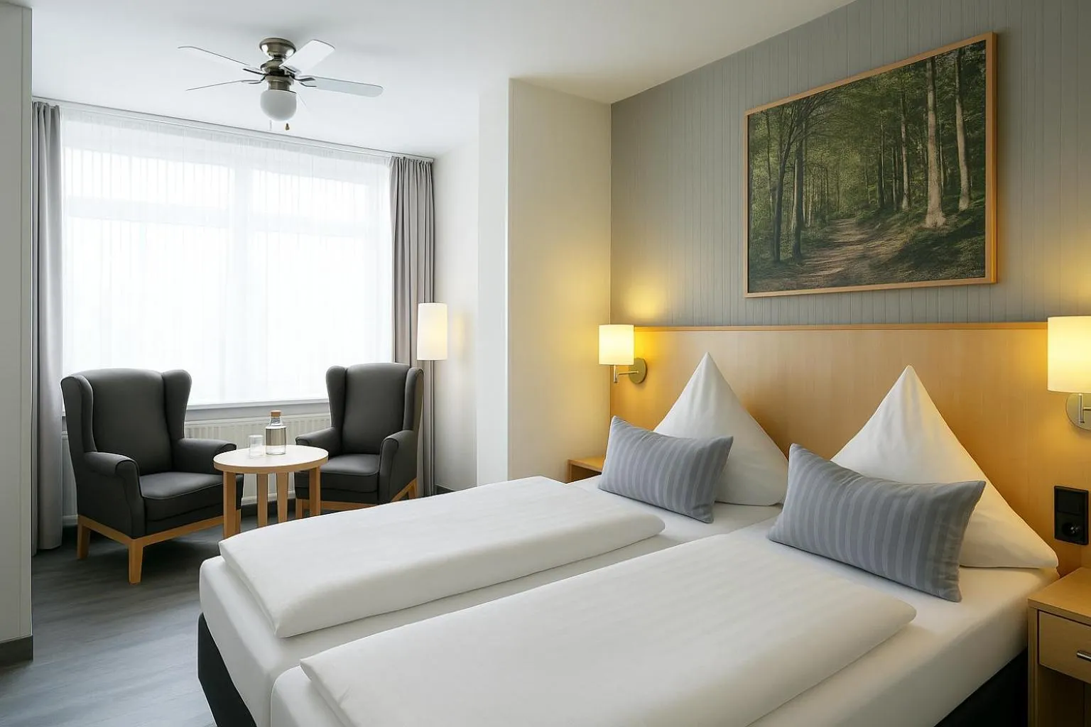 Photo of the whole room, Bed in Konsum Berghotel Oberhof