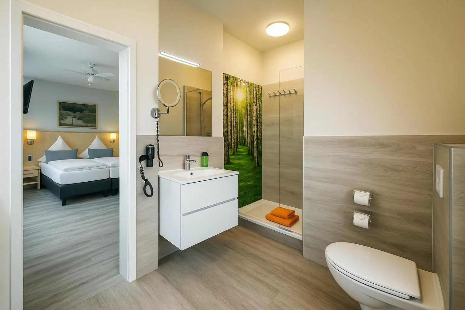 Bathroom, Bed in Konsum Berghotel Oberhof