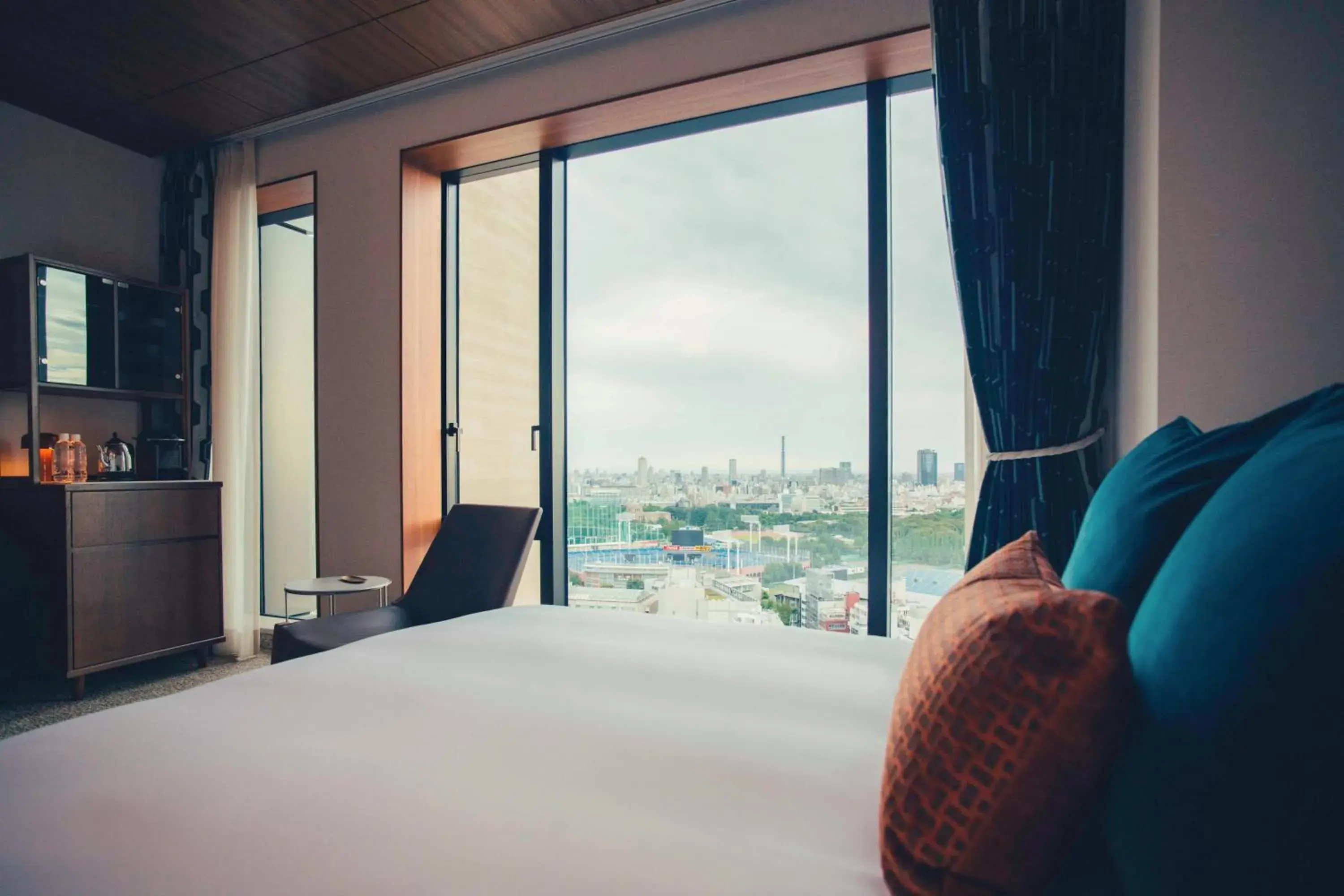 Standard Queen Room with City View in THE AOYAMA GRAND HOTEL Standard Queen Room with City View in THE AOYAMA GRAND HOTEL