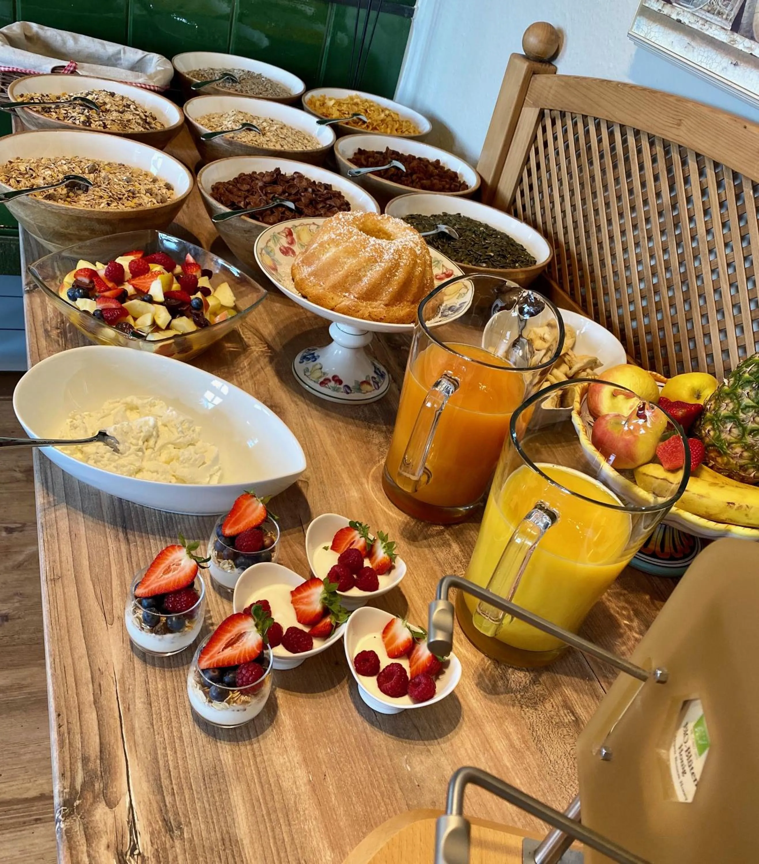 Buffet breakfast in Hotel Landhaus Sternen