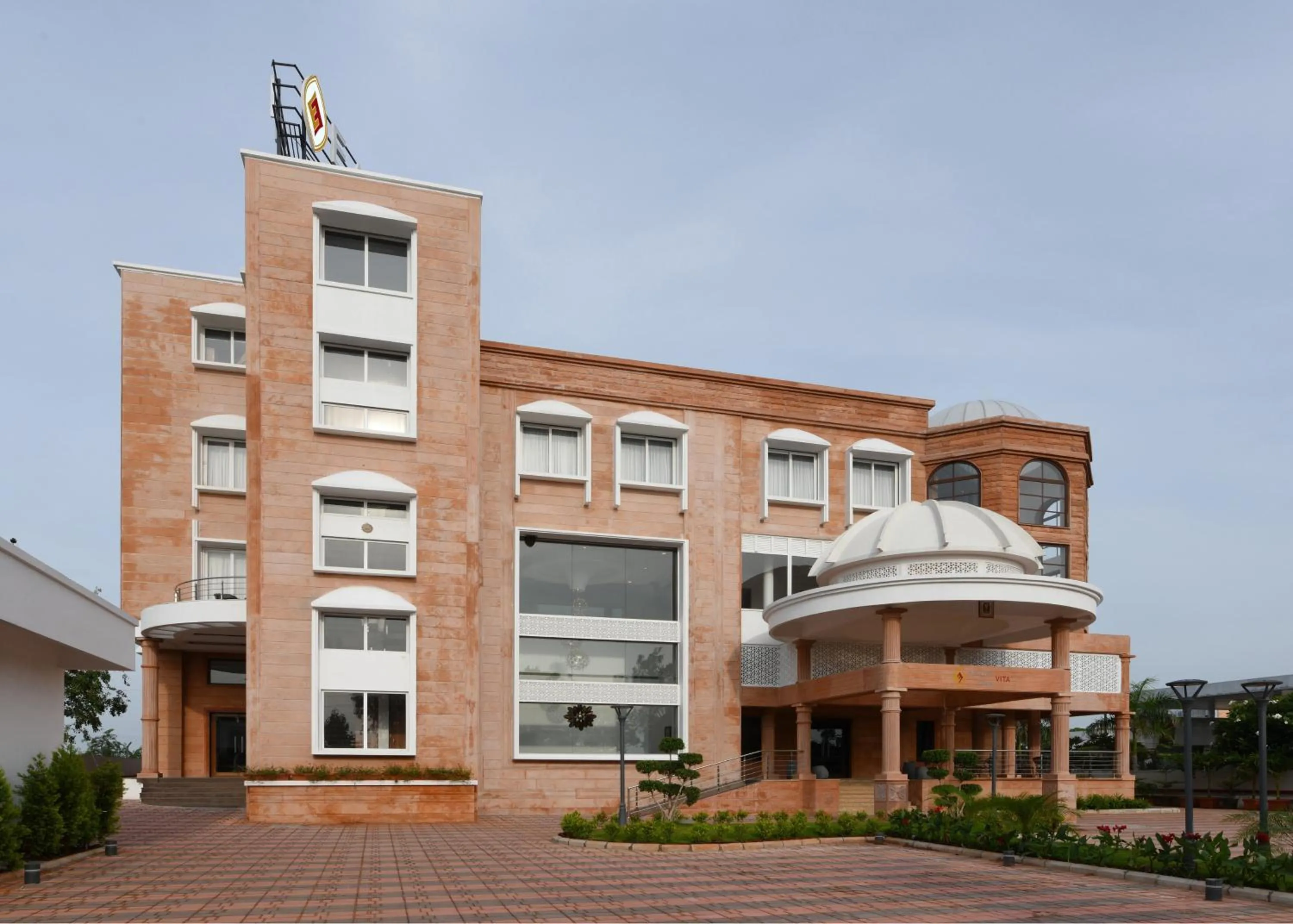 Property building in Hotel Elite Vita