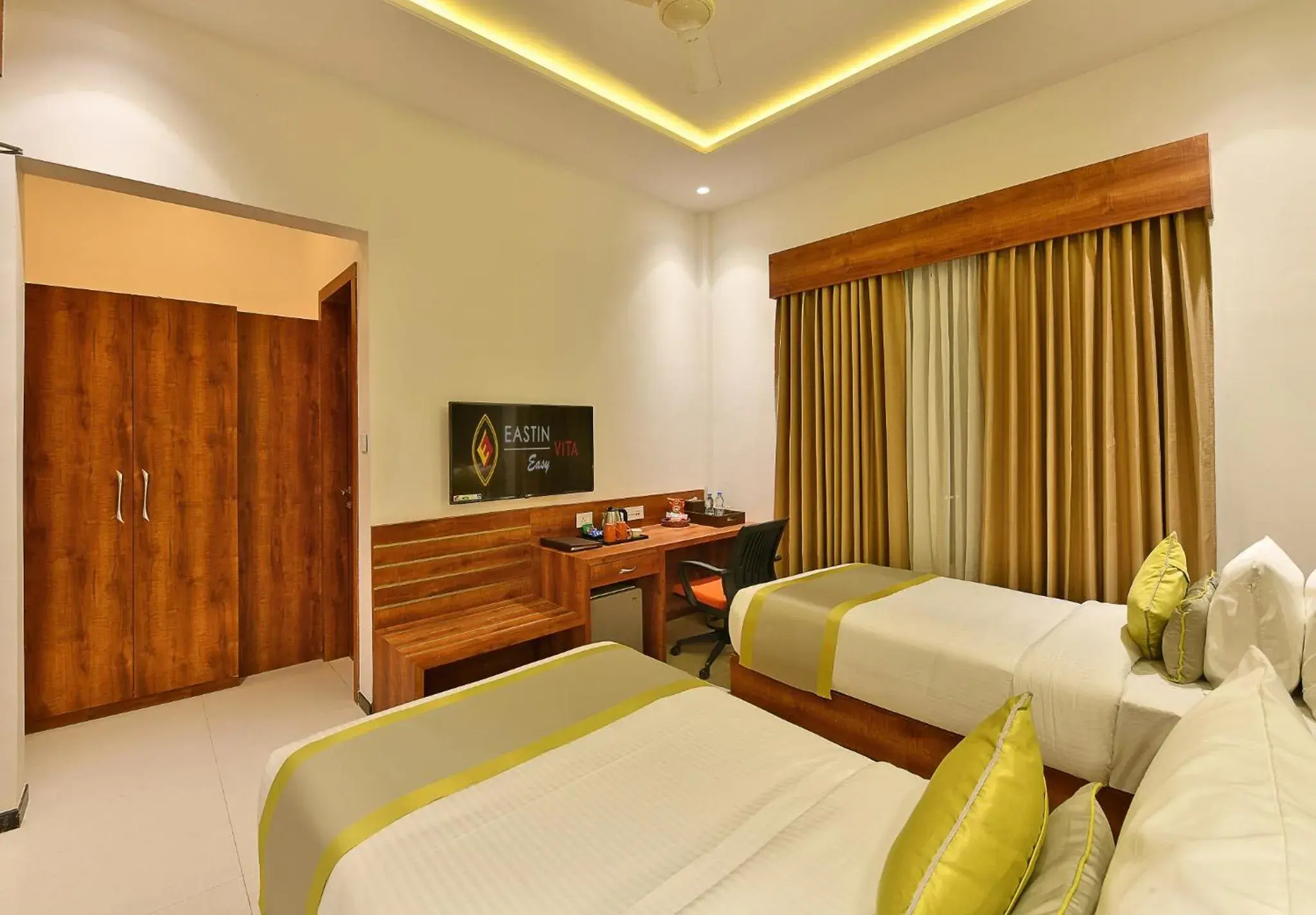 Communal lounge/ TV room, Bed in Hotel Elite Vita Communal lounge/ TV room, Bed in Hotel Elite Vita