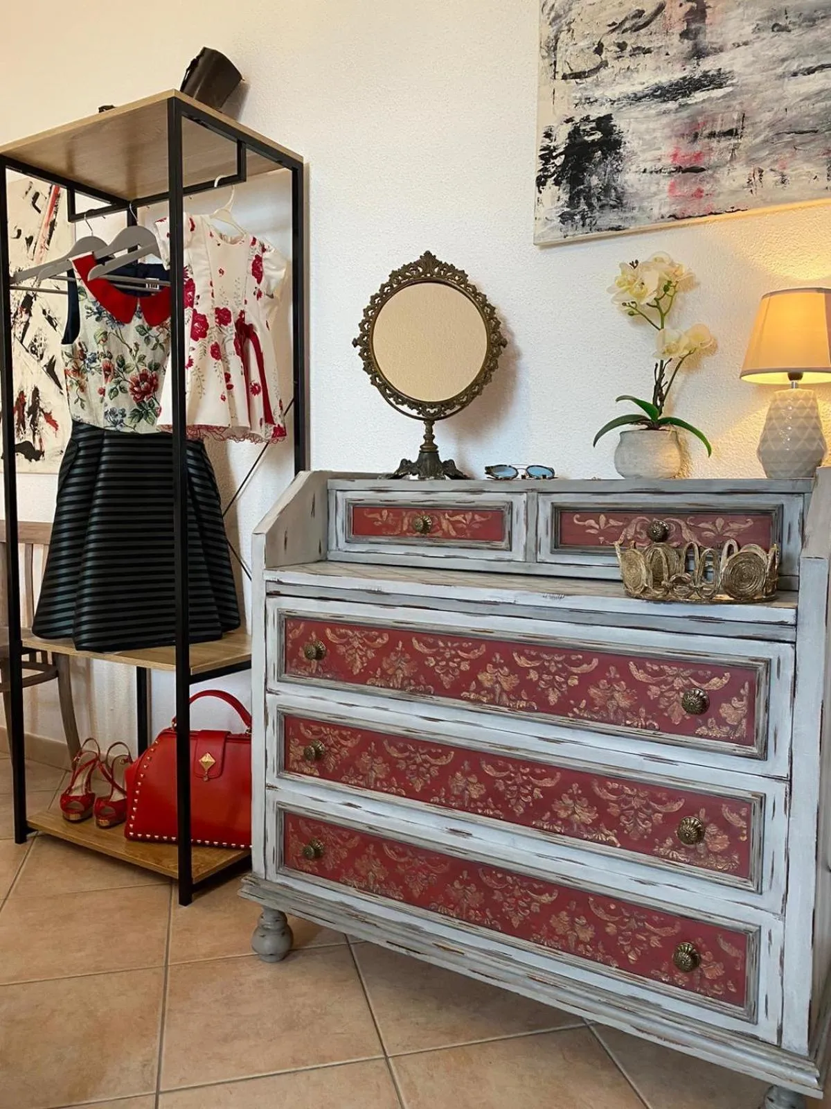 Decorative detail, Bed in Canduleri