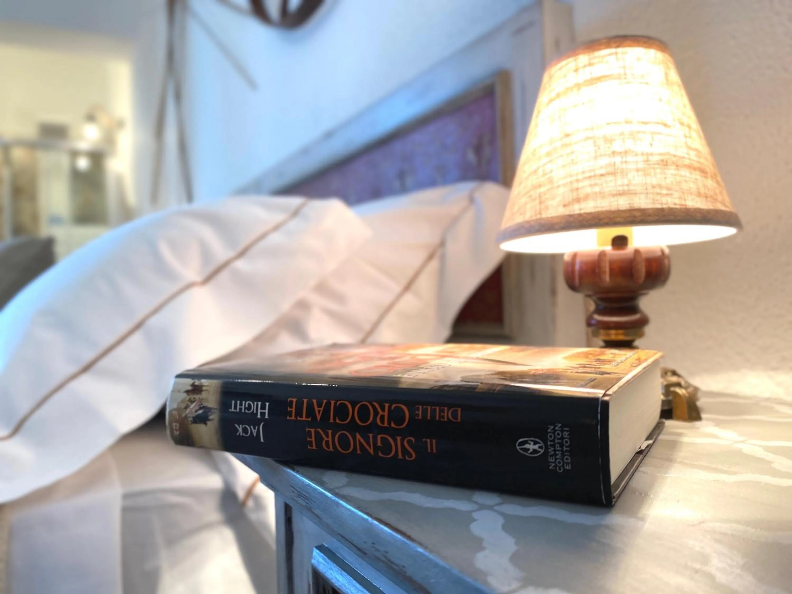 Decorative detail, Bed in Canduleri