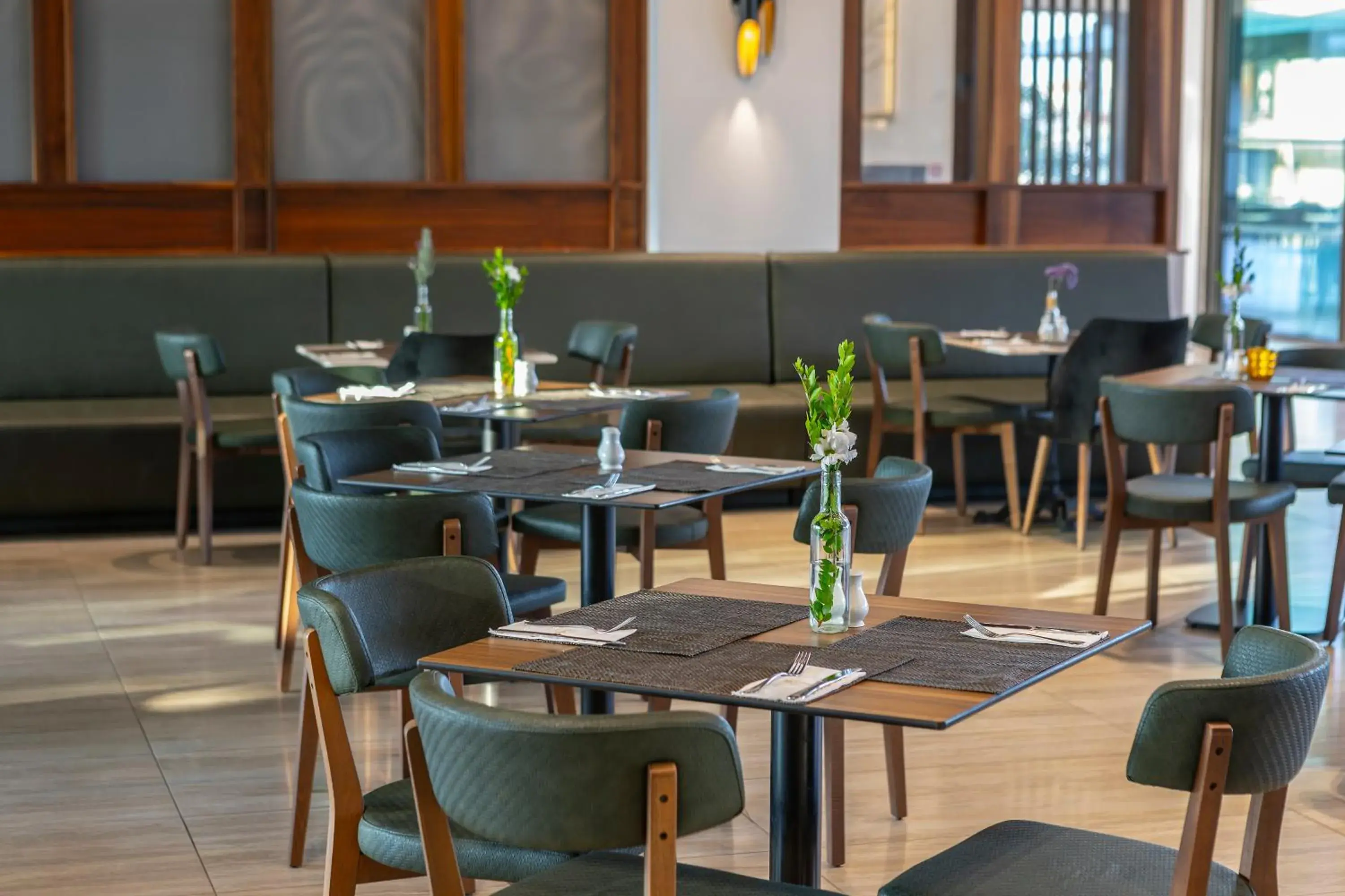 Restaurant/places to eat in Aliathon Ionian Restaurant/places to eat in Aliathon Ionian