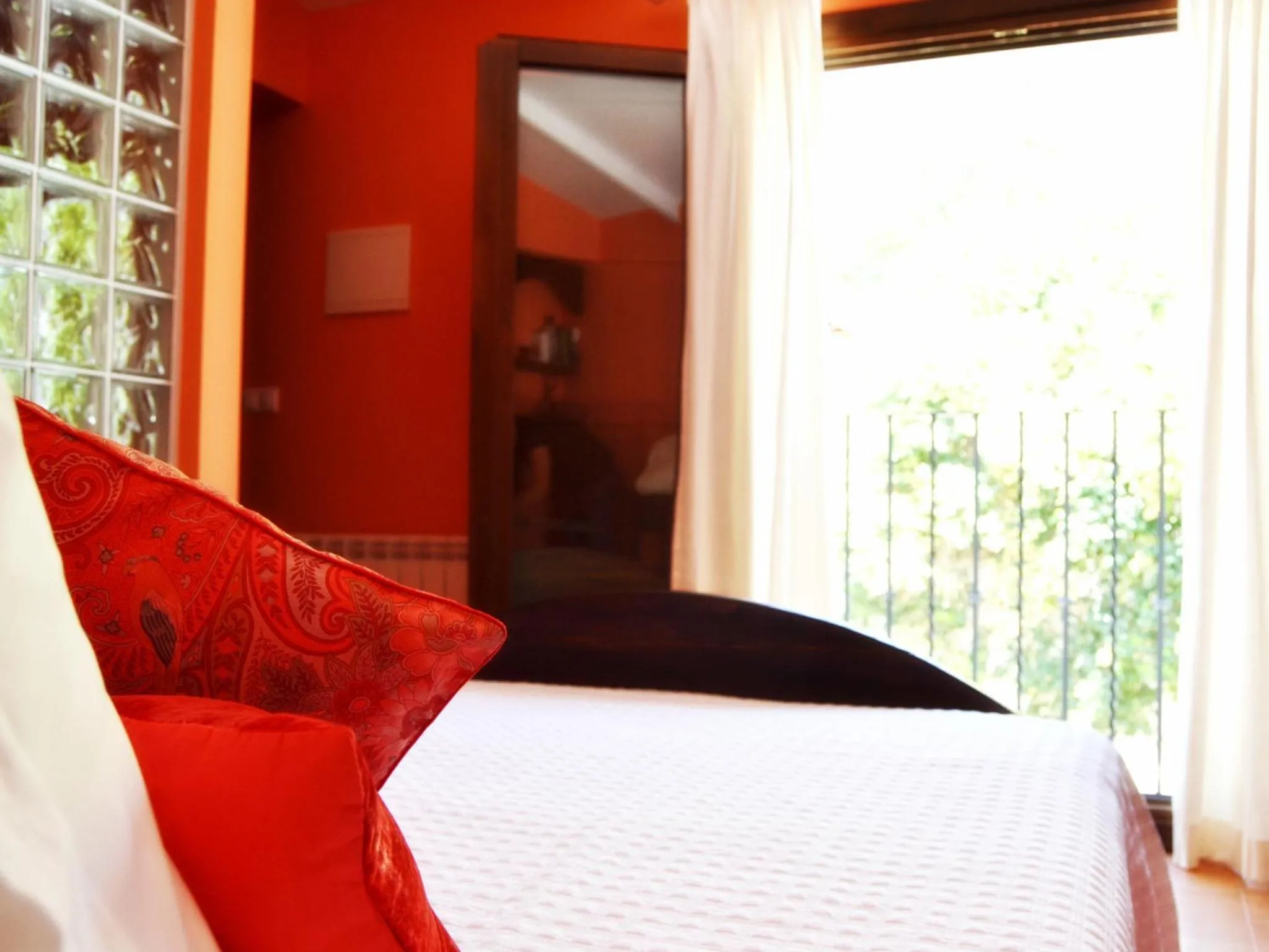 Day, Bed in La Posada de Quijada