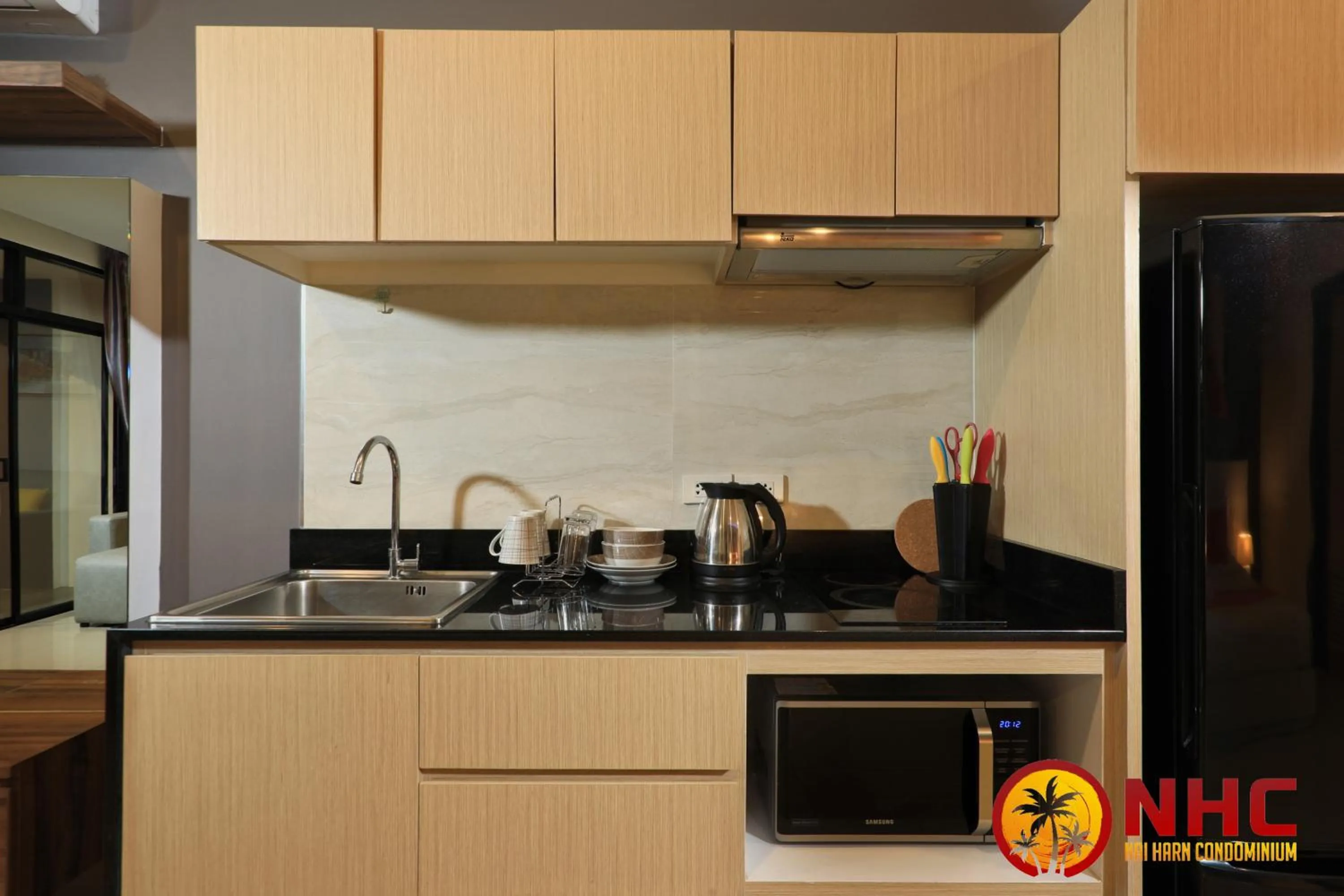 Coffee/tea facilities in Nai Harn Condominium