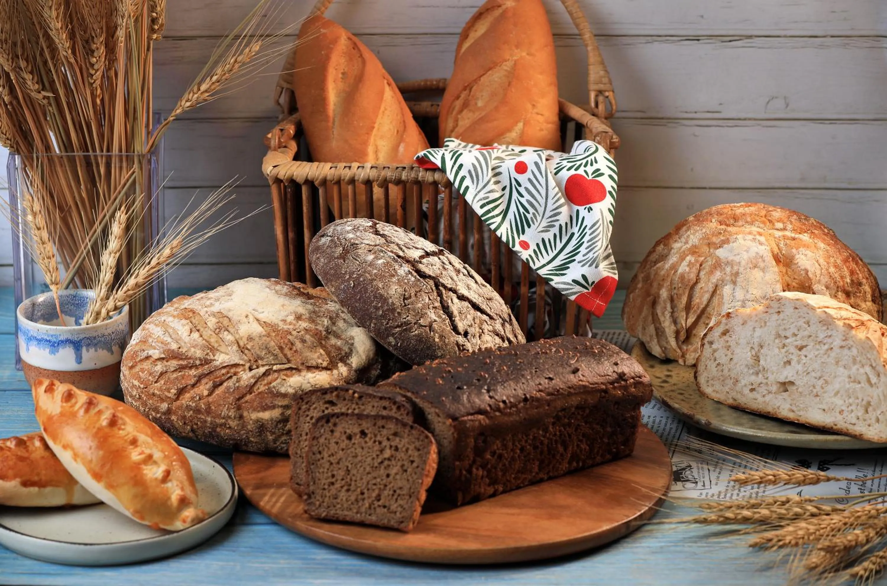 Food and drinks in Nai Harn Condominium