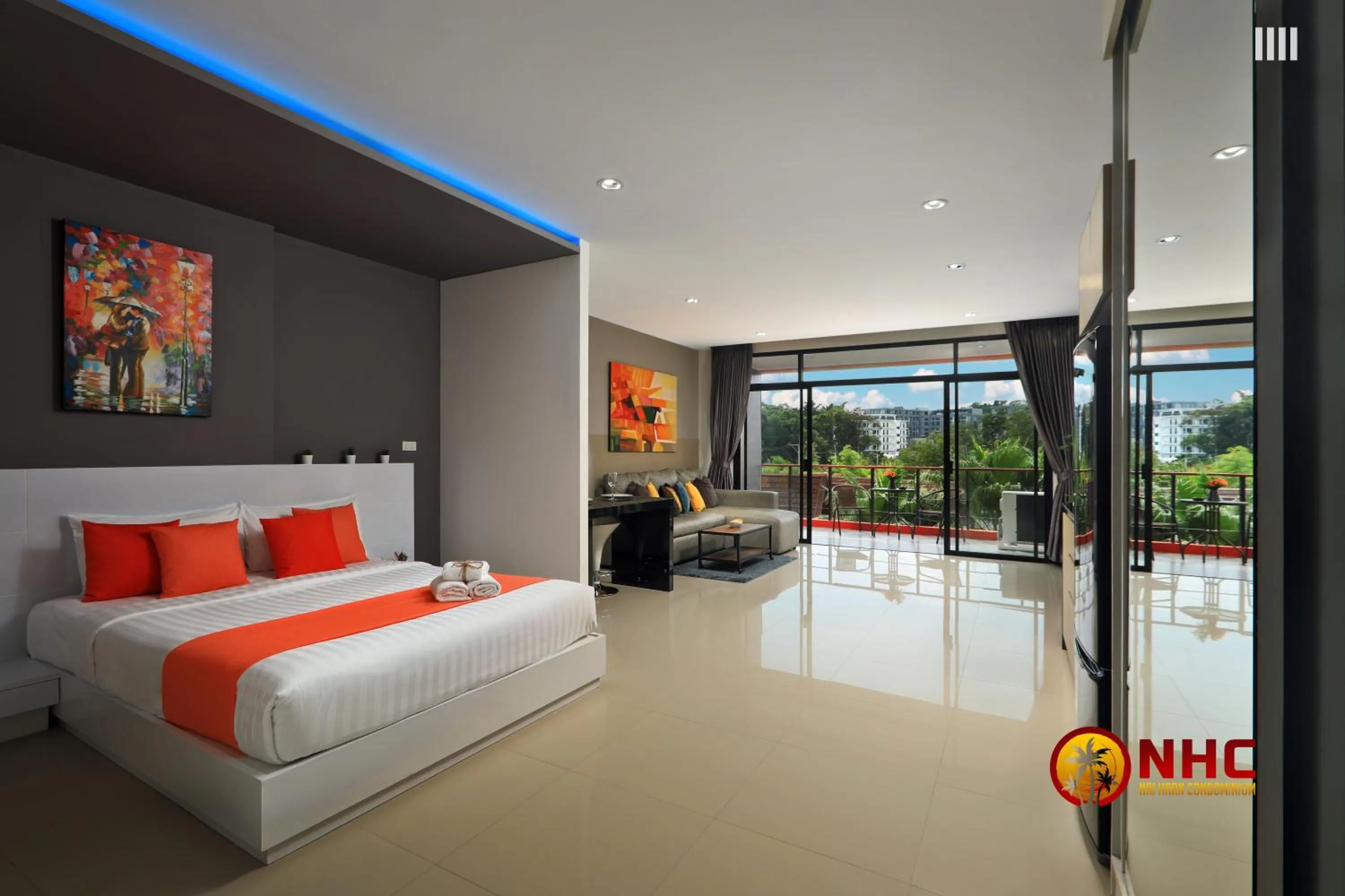 Bedroom, Bed in Nai Harn Condominium