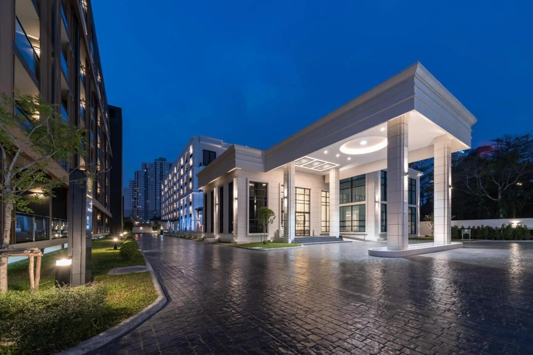 Property building in Mandarin Eastville, Pattaya - SHA Extra Plus