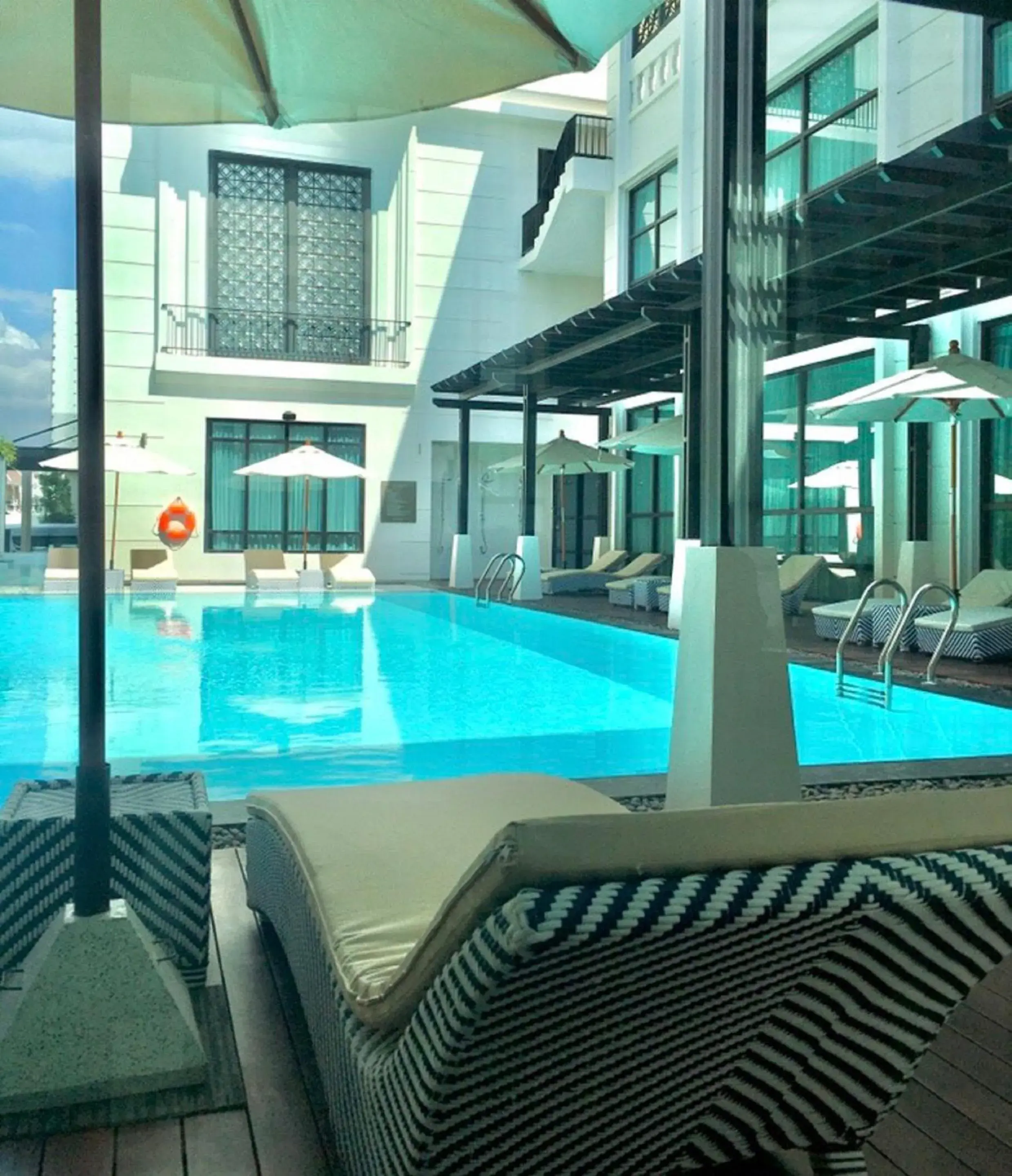 Swimming pool in Mandarin Eastville, Pattaya - SHA Extra Plus