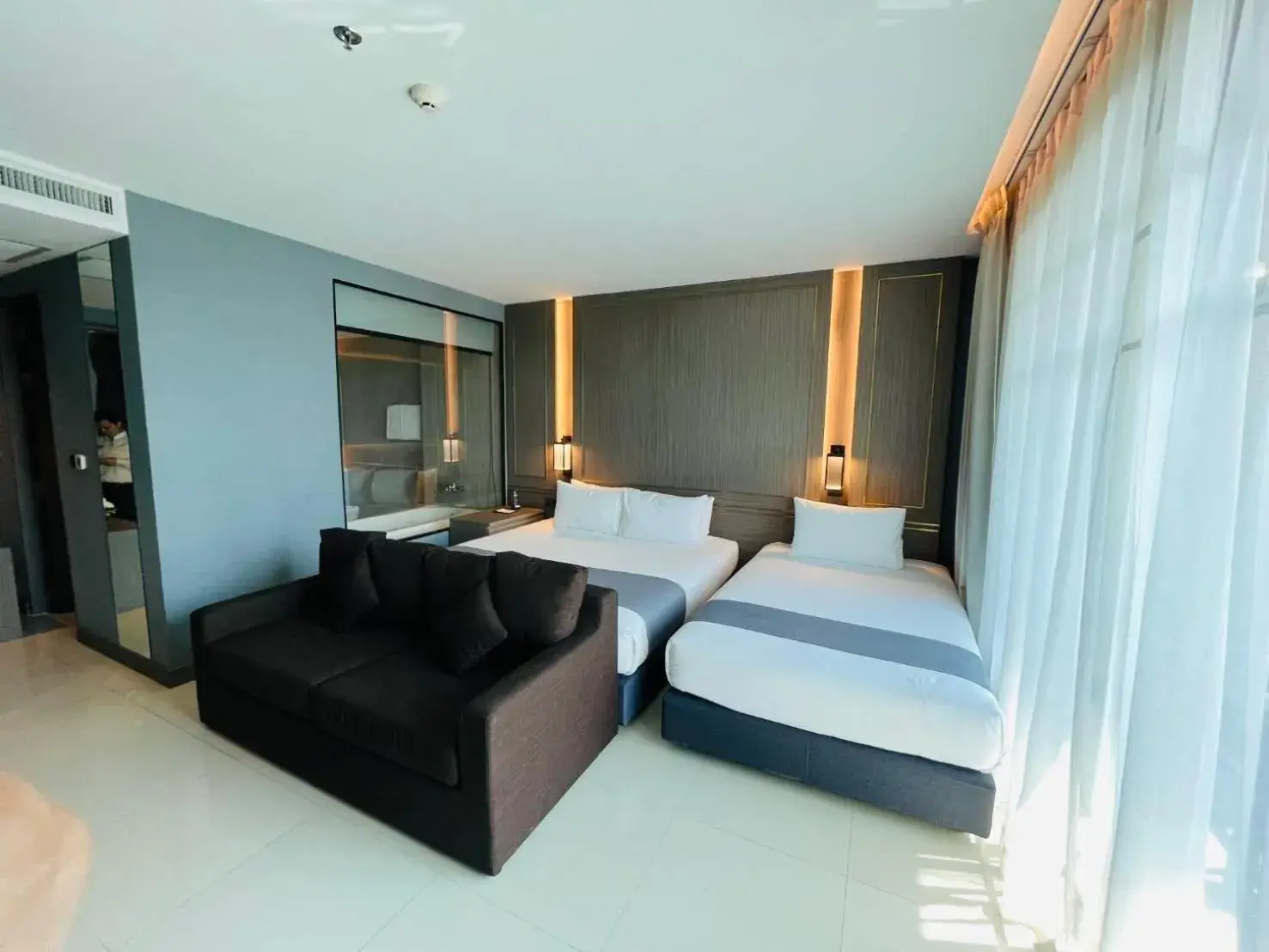 Bedroom, Bed in Mandarin Eastville, Pattaya - SHA Extra Plus