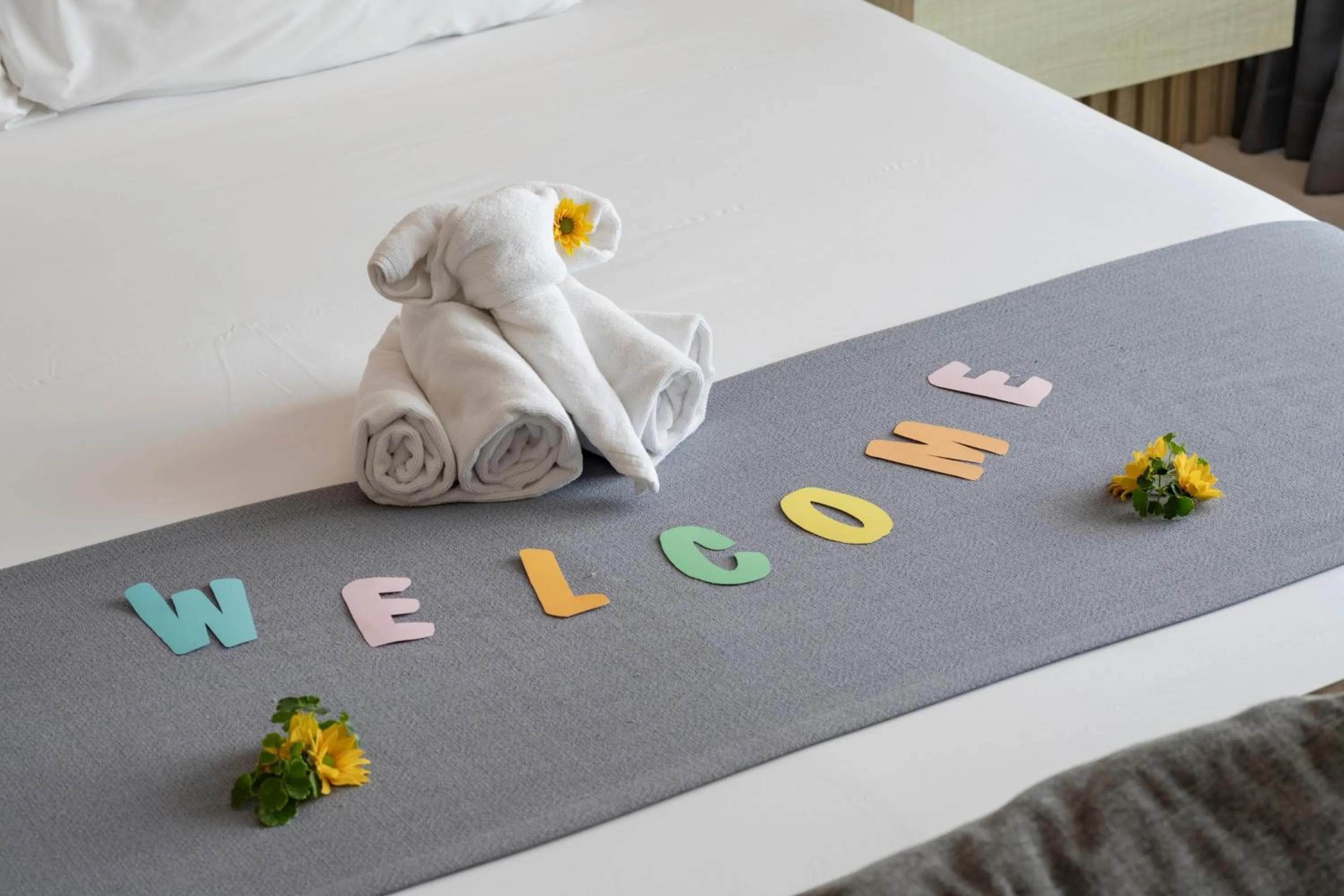 Bedroom, Bed in Mandarin Eastville, Pattaya - SHA Extra Plus