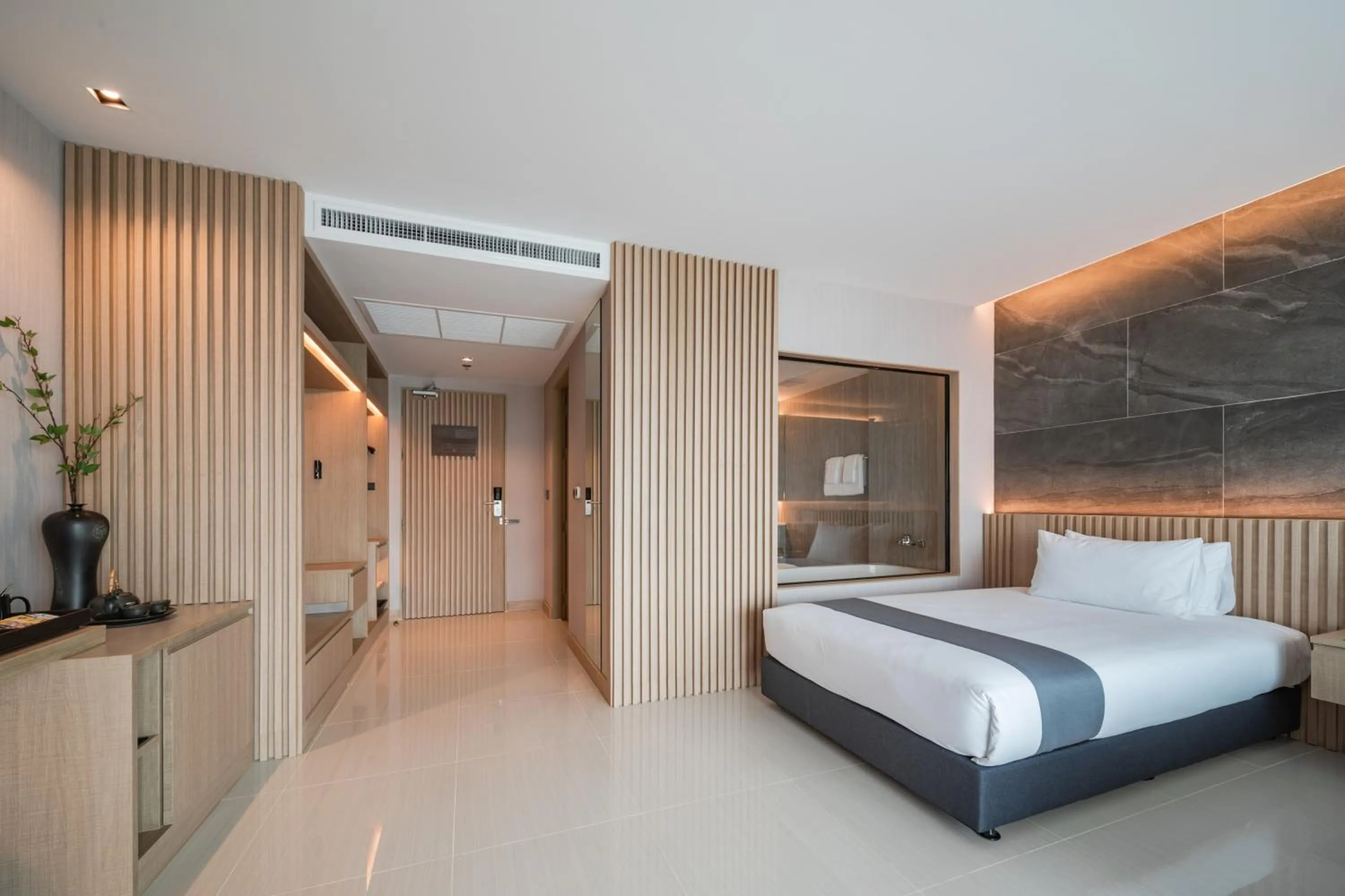 Bedroom, Bed in Mandarin Eastville, Pattaya - SHA Extra Plus