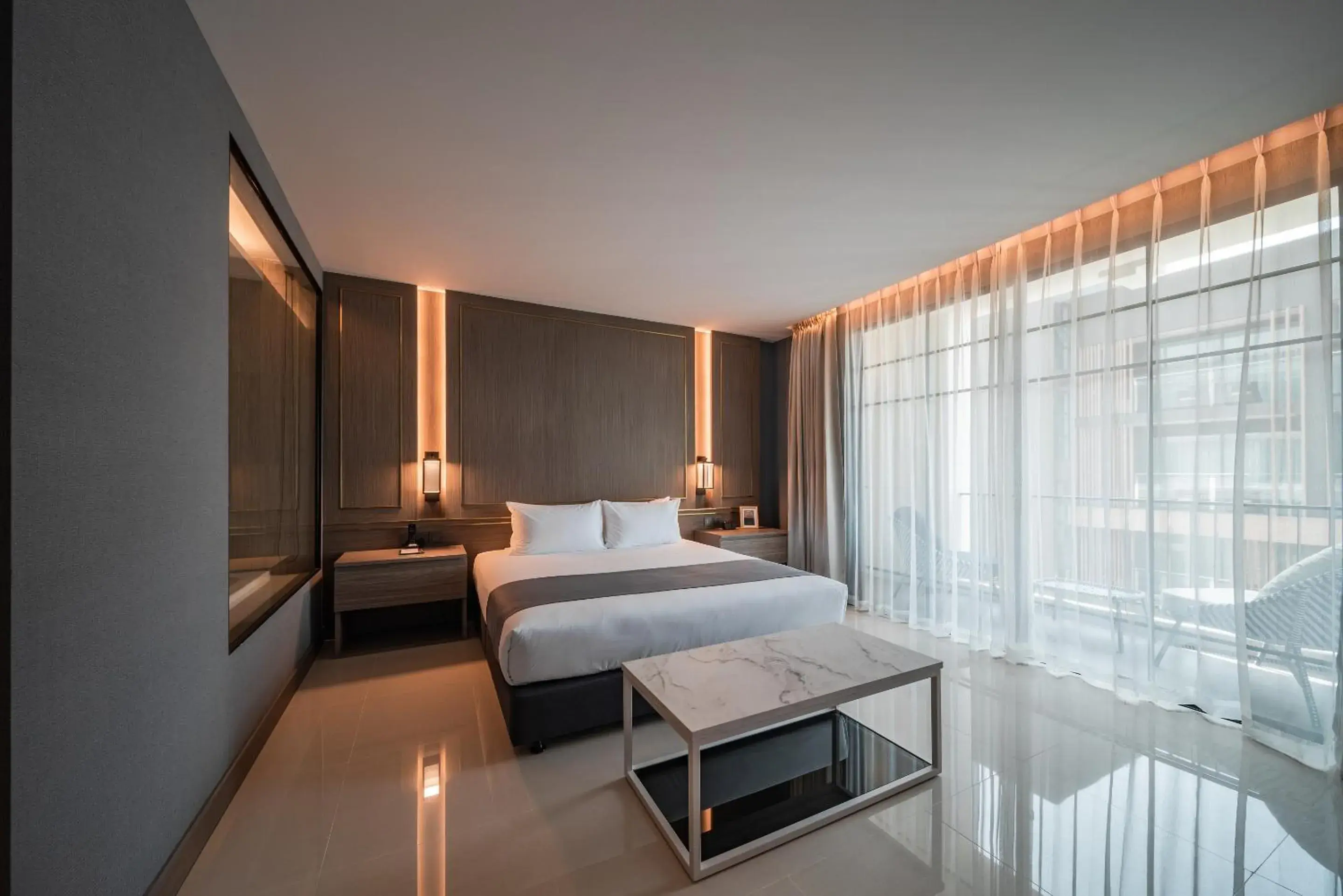 Bedroom, Bed in Mandarin Eastville, Pattaya - SHA Extra Plus