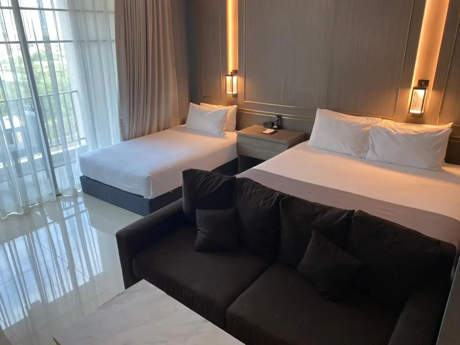 Bedroom, Bed in Mandarin Eastville, Pattaya - SHA Extra Plus