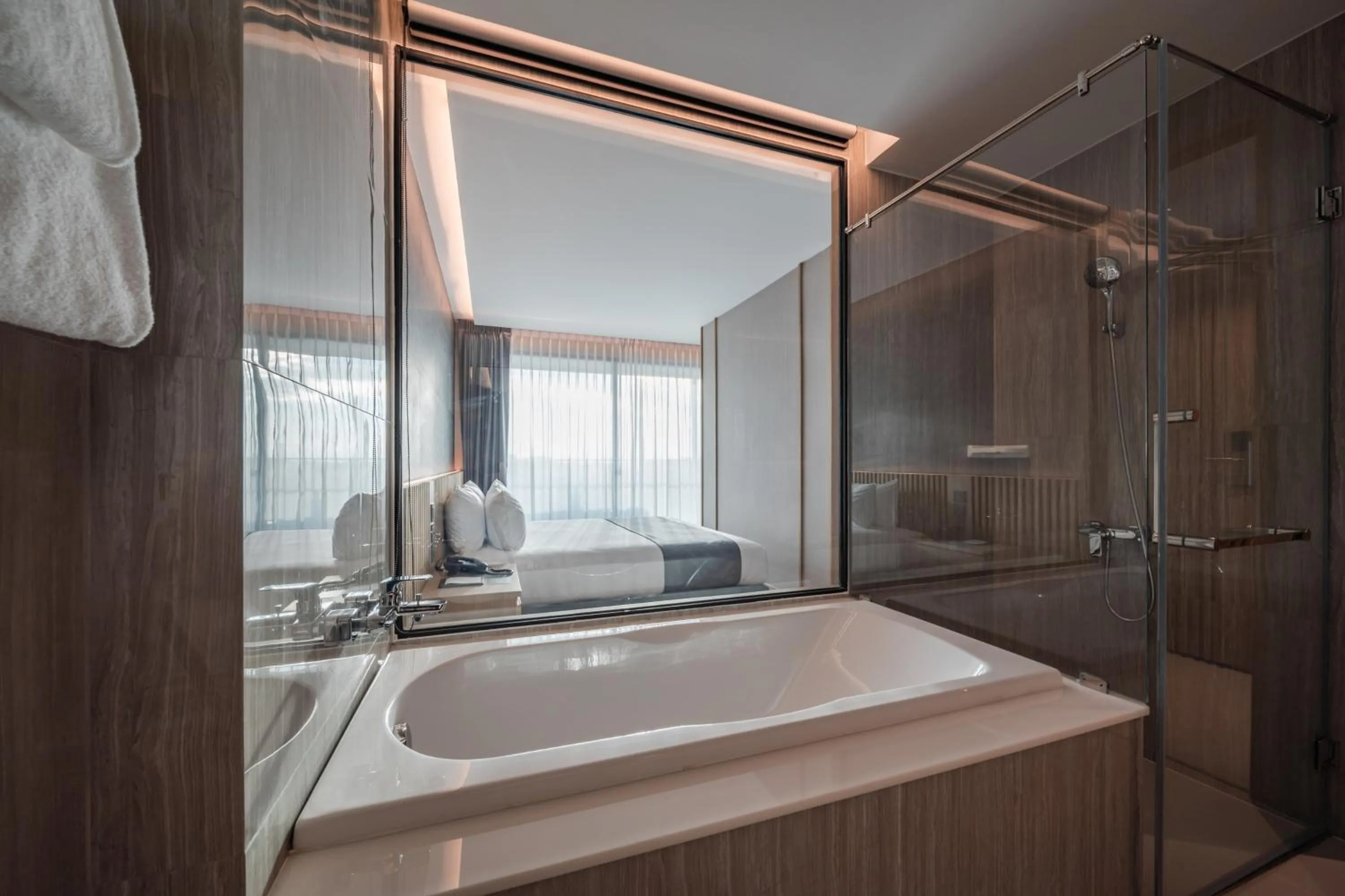 Bath in Mandarin Eastville, Pattaya - SHA Extra Plus