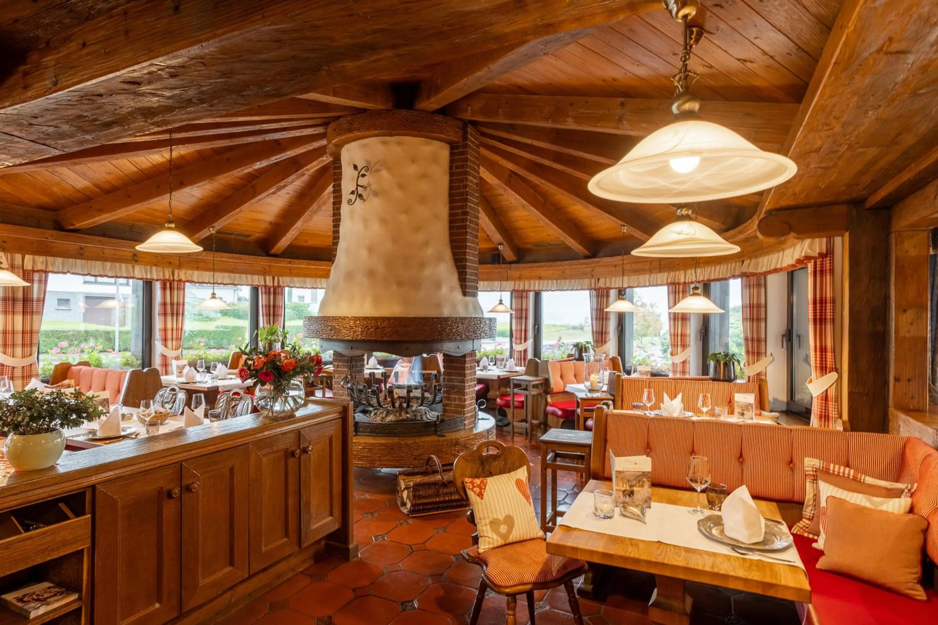 Restaurant/places to eat in Natur- und Wohlfühlhotel Kastenholz