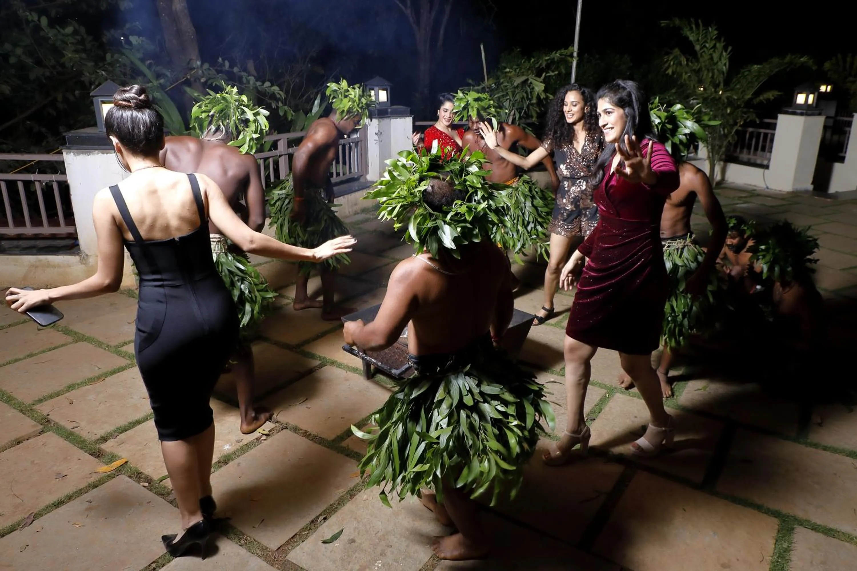 Evening entertainment in Whistling Woodzs Resort