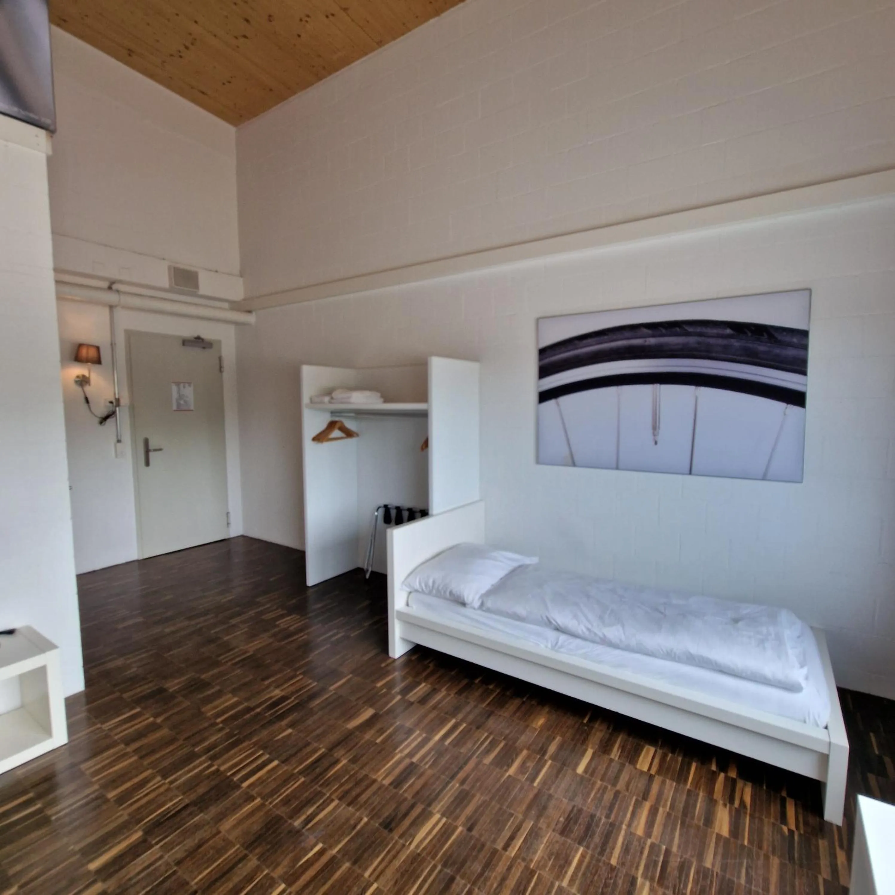 Photo of the whole room, Bed in Hotel Velodrome