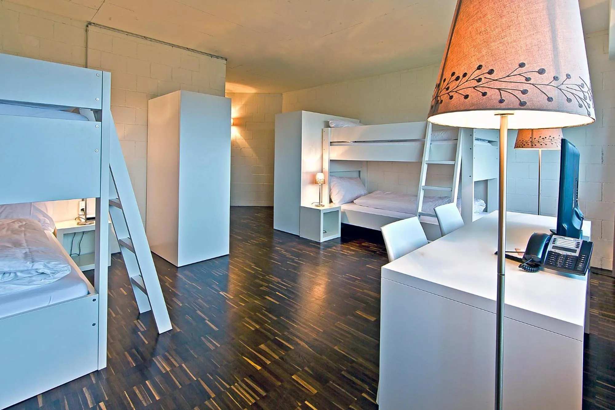 bunk bed, Bed in Hotel Velodrome