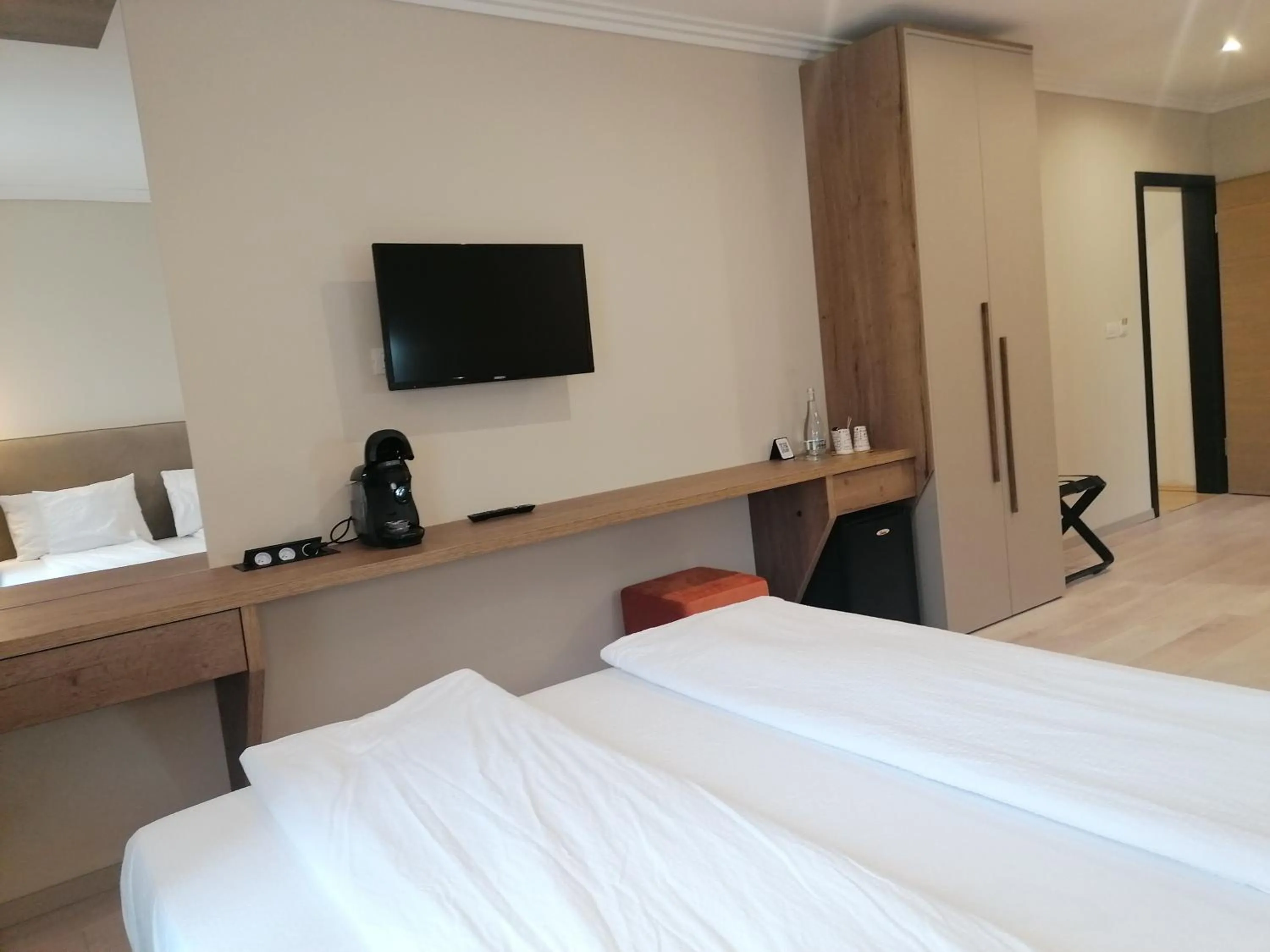 Photo of the whole room, Bed in Casa La Fayette