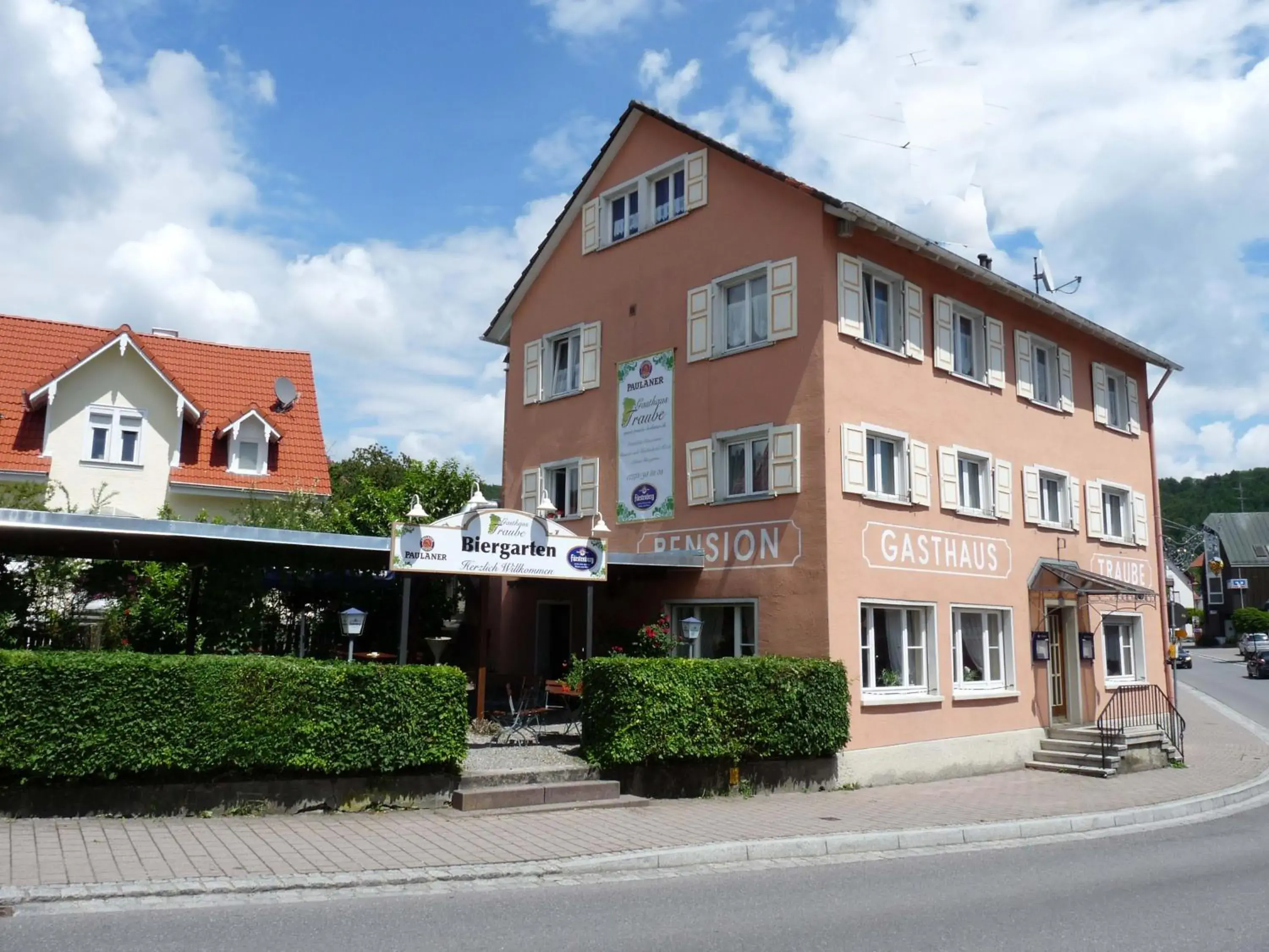 Gasthaus Traube, Ludwigshafen, Bodensee, Seenah gelegen Gasthaus Traube, Ludwigshafen, Bodensee, Seenah gelegen