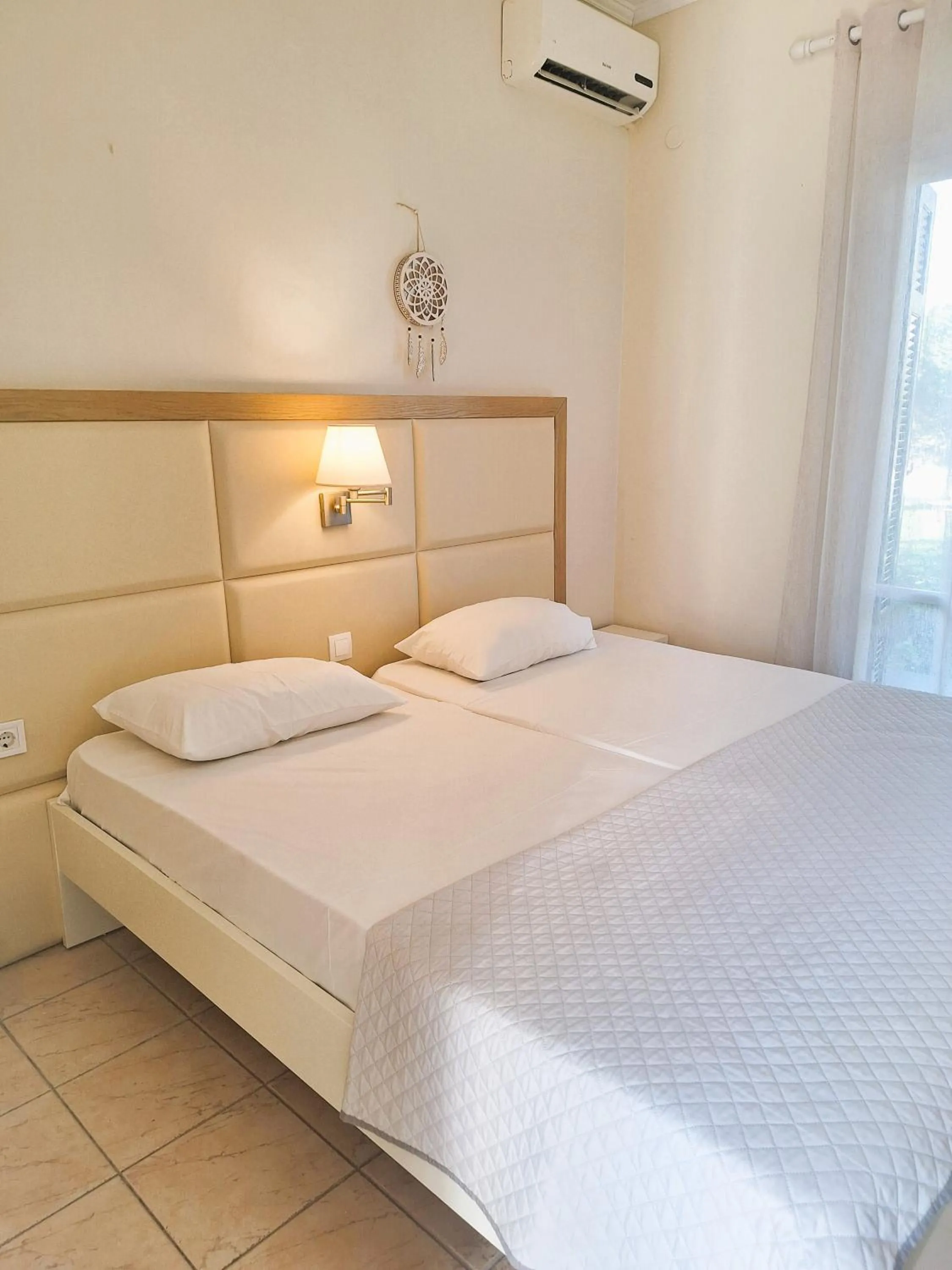 Other, Bed in Ever Green