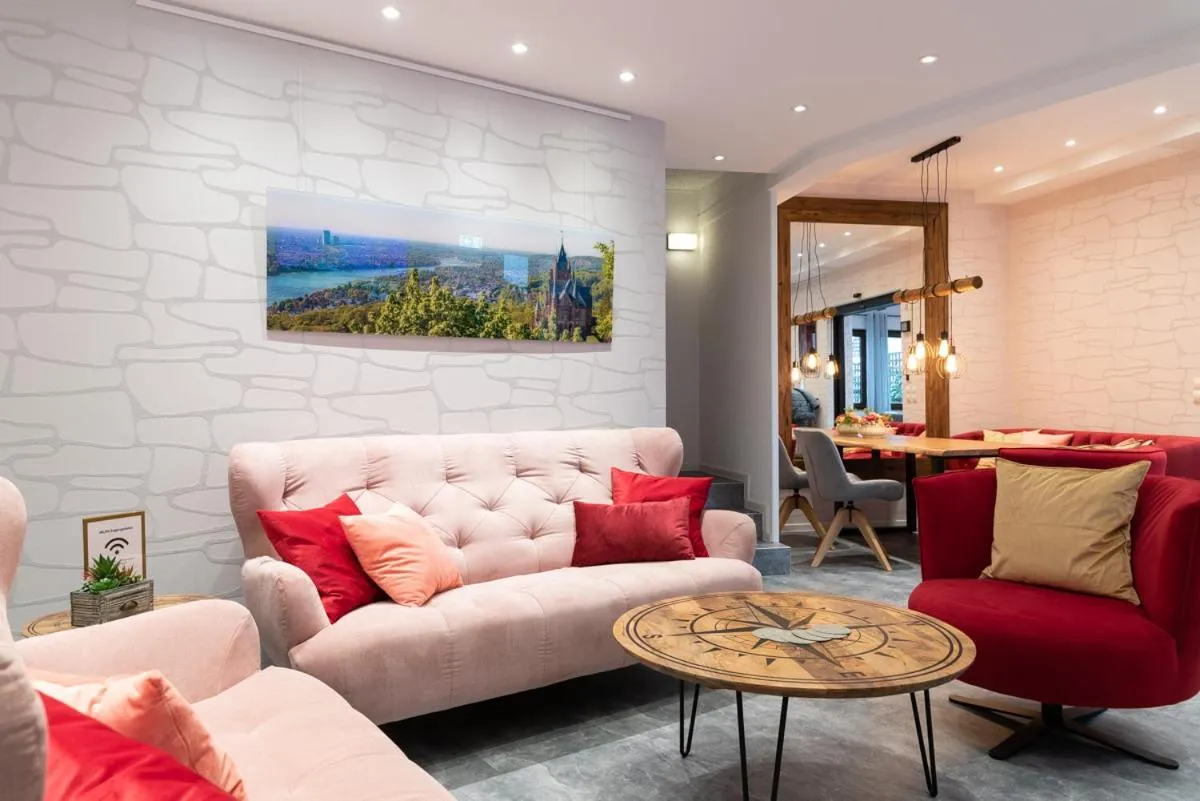 Communal lounge/ TV room in Hotel-Restaurant Sebastianushof