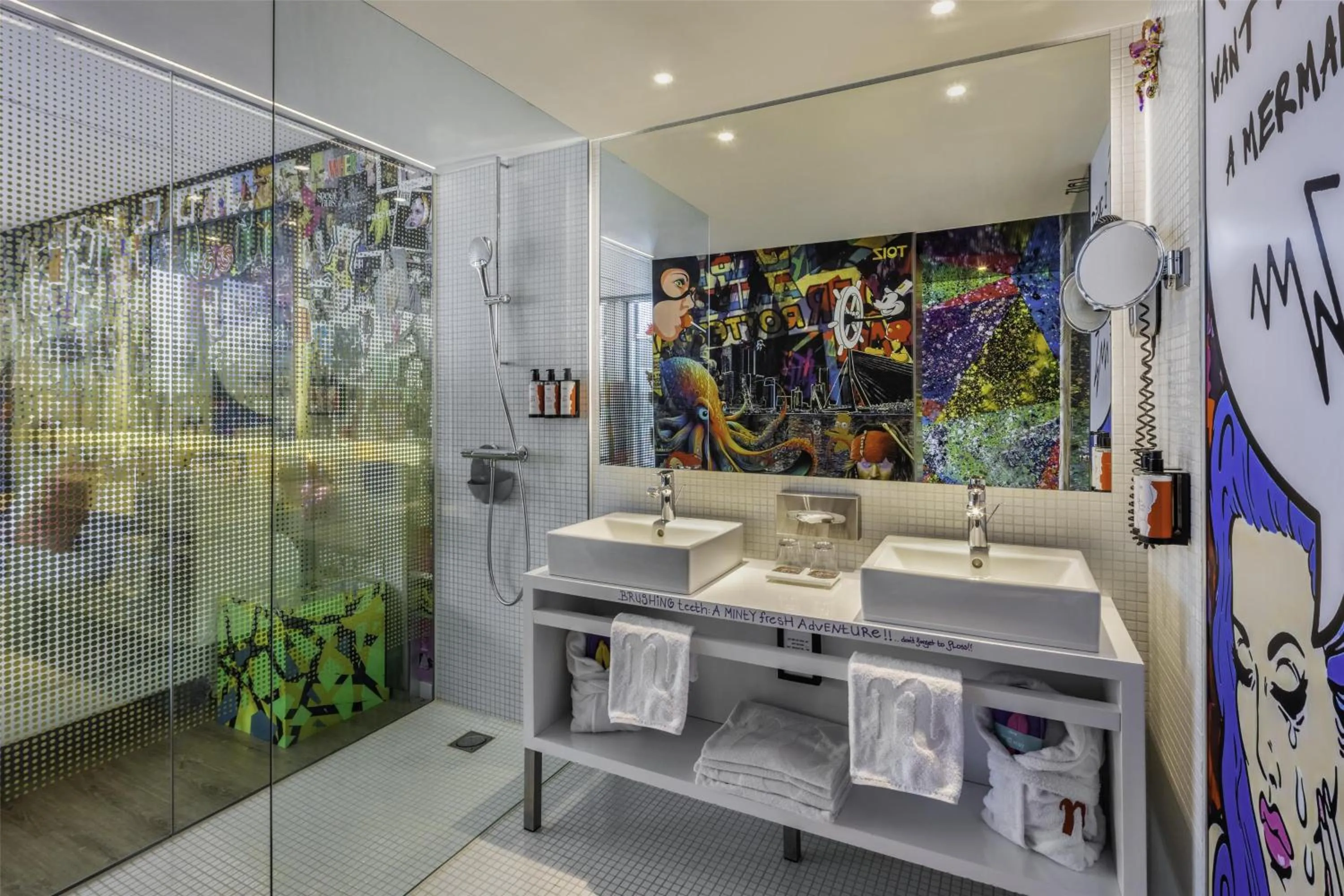 Bedroom in nhow Rotterdam