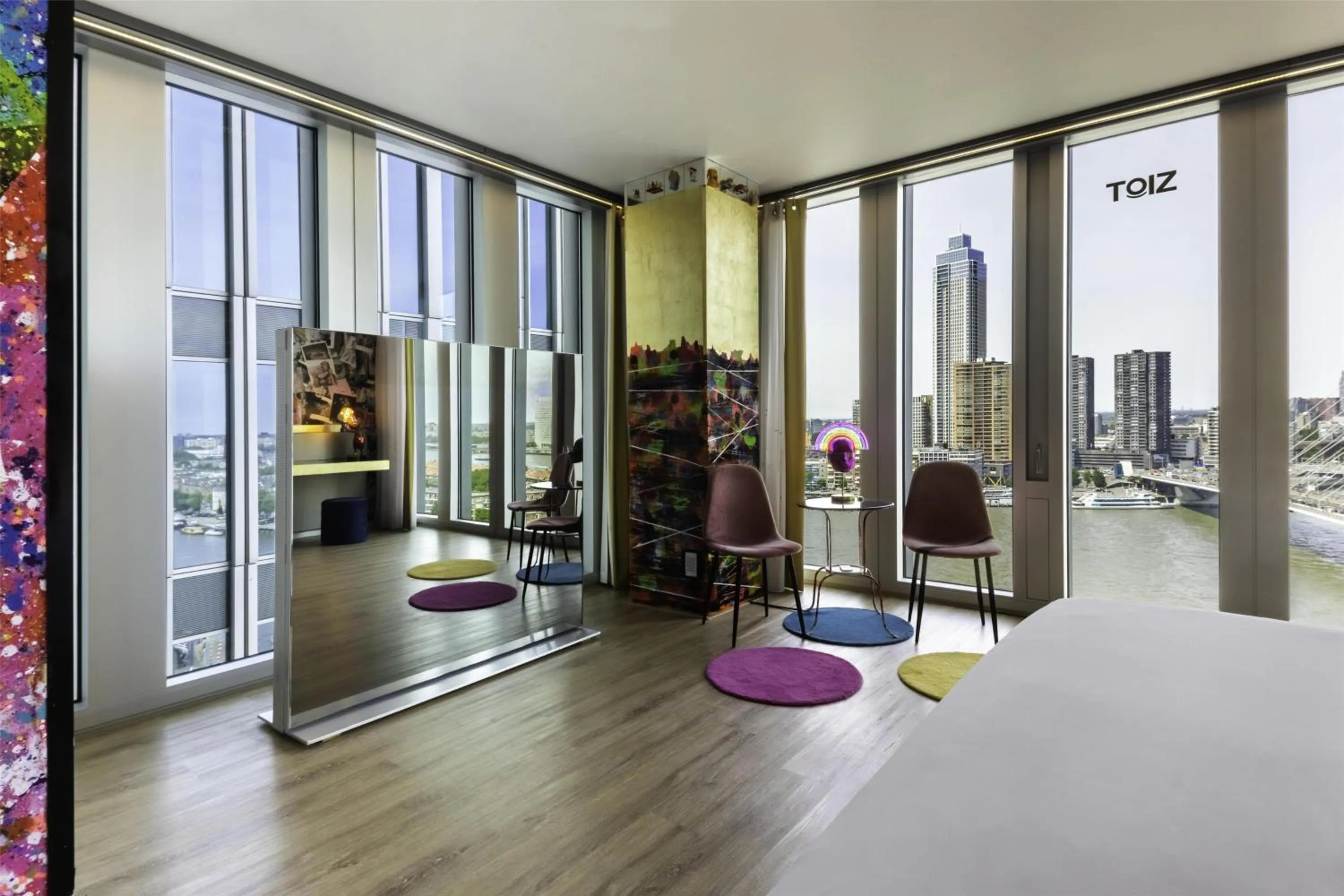 Photo of the whole room in nhow Rotterdam