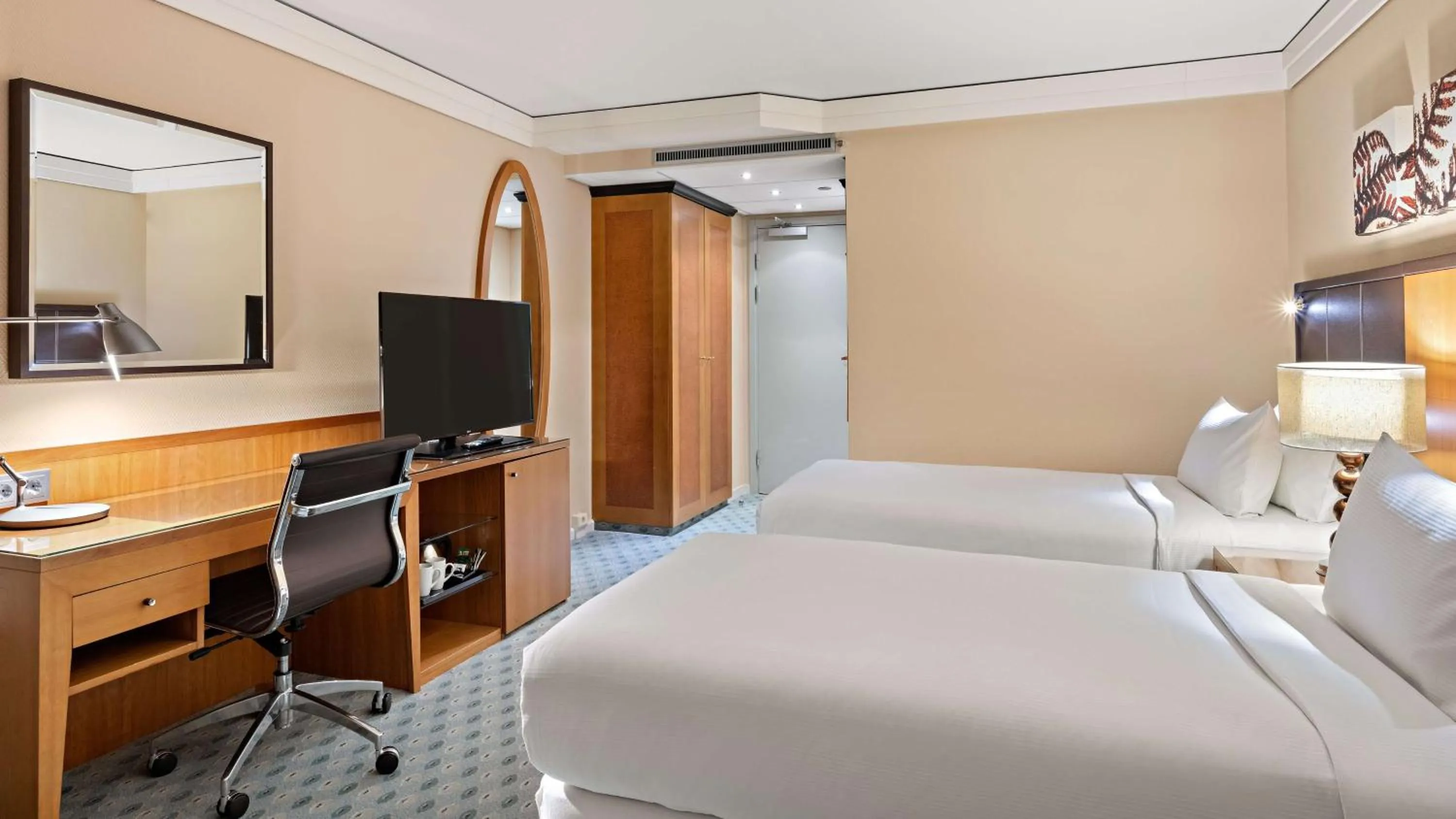 Bed in Hilton Dresden an der Frauenkirche