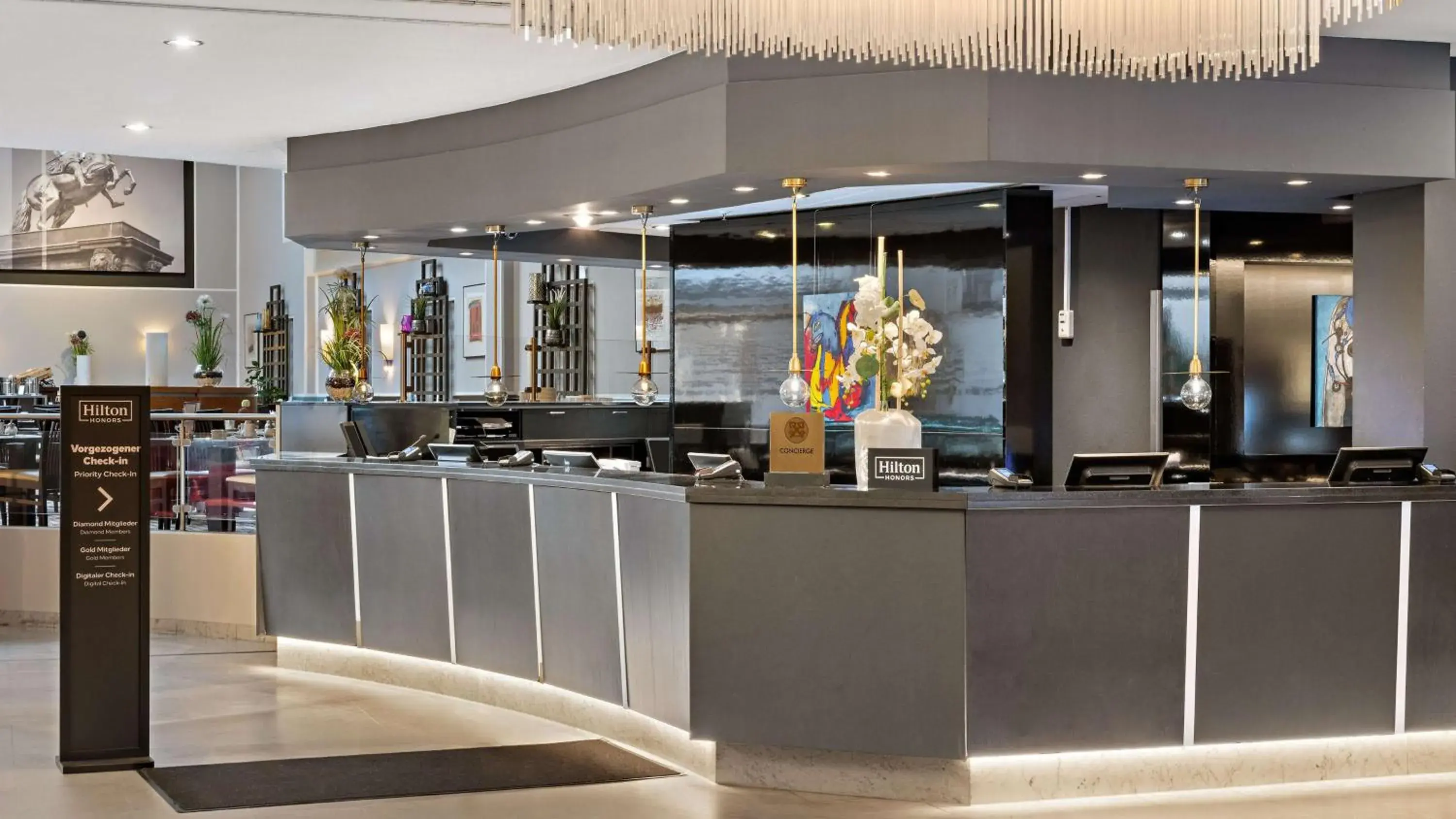 Lobby or reception in Hilton Dresden an der Frauenkirche Lobby or reception in Hilton Dresden an der Frauenkirche