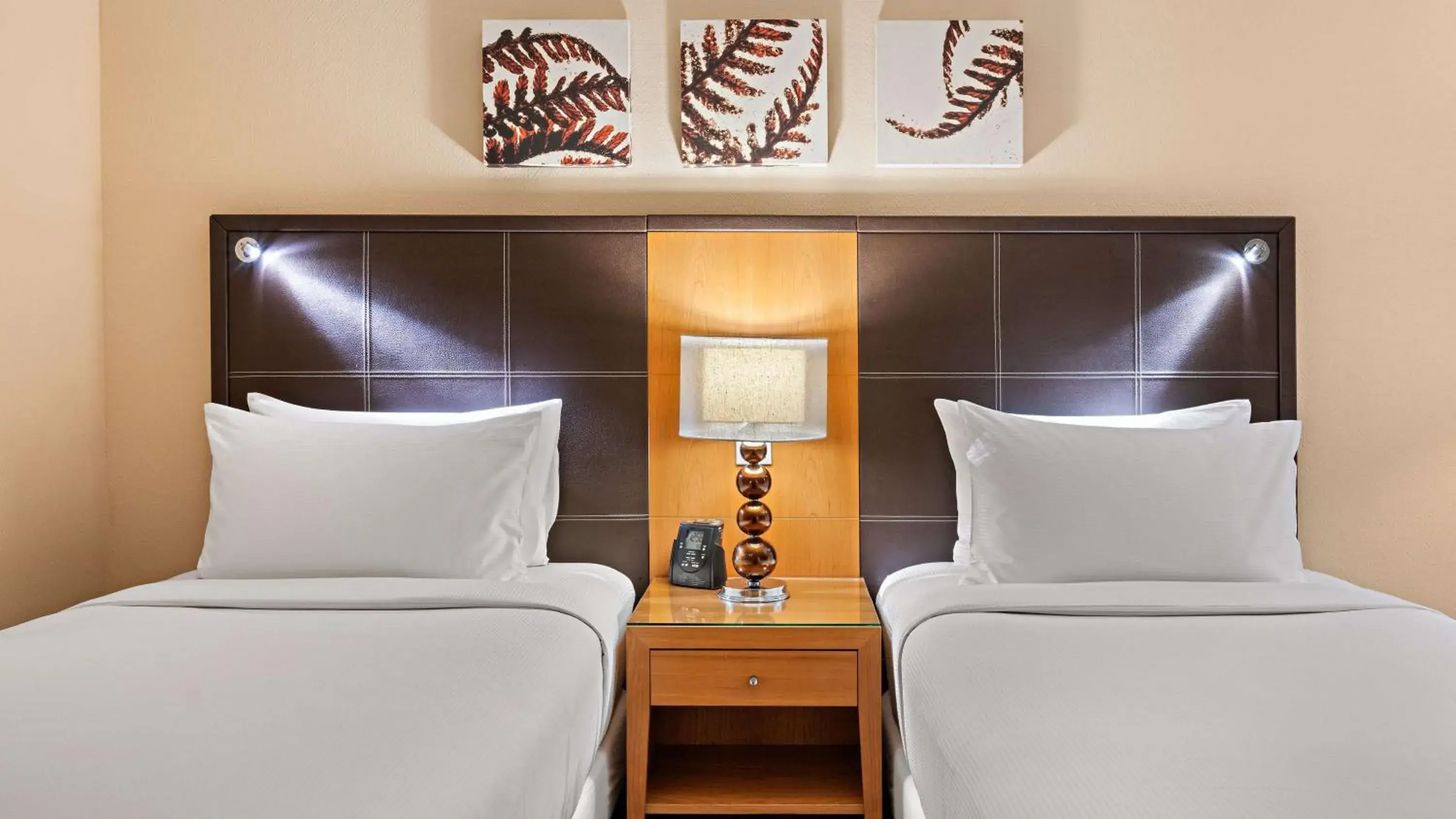 Bed in Hilton Dresden an der Frauenkirche Bed in Hilton Dresden an der Frauenkirche