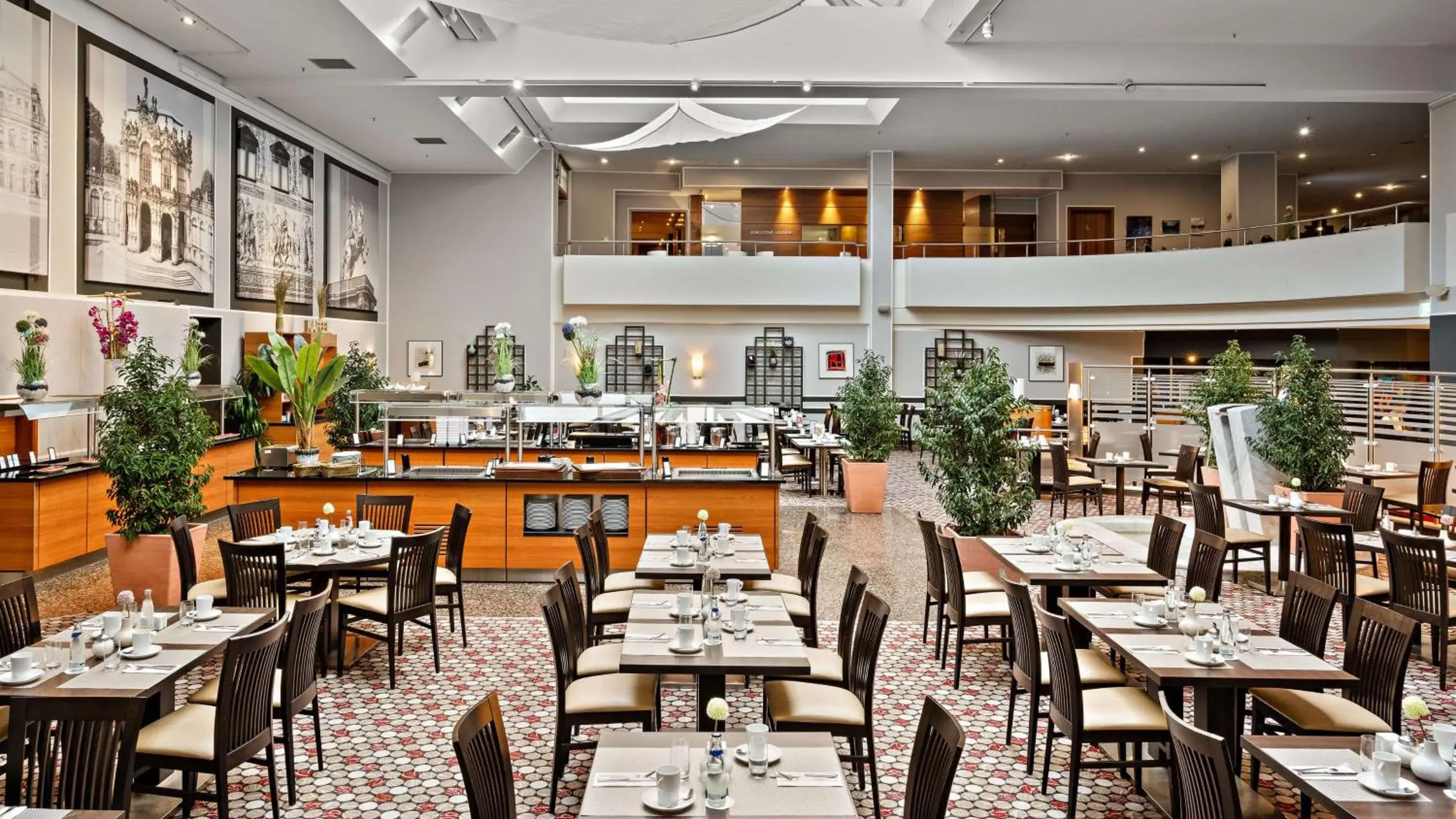 Restaurant/places to eat in Hilton Dresden an der Frauenkirche Restaurant/places to eat in Hilton Dresden an der Frauenkirche