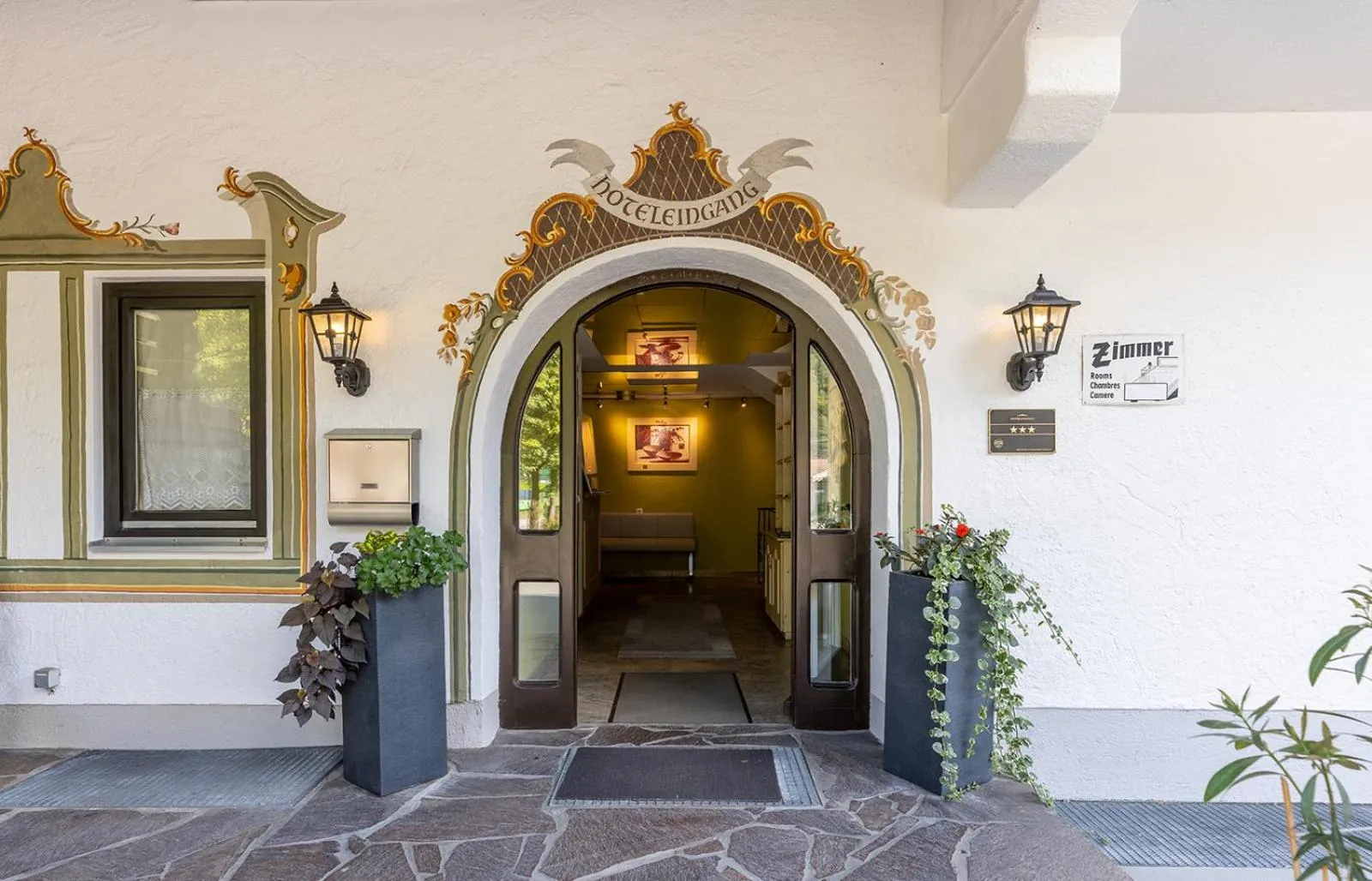 Facade/entrance in Hotel Alpenhof