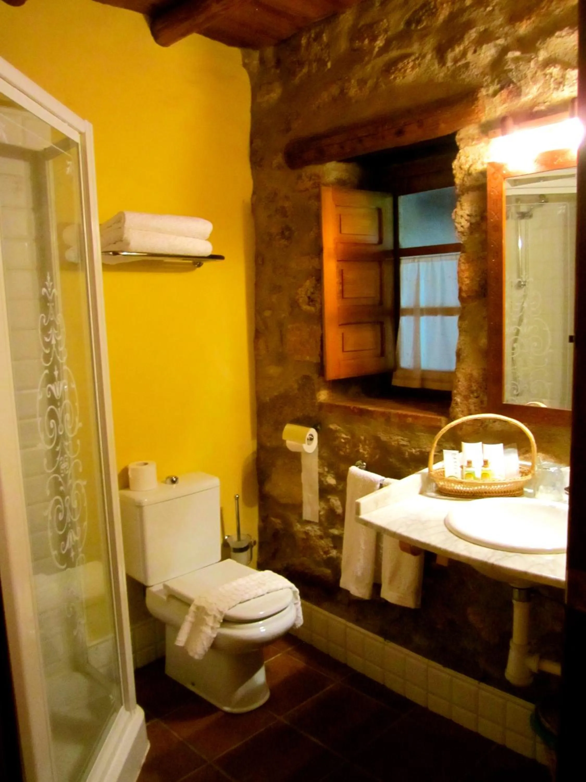 Apartamentos Rurales La Macera ****