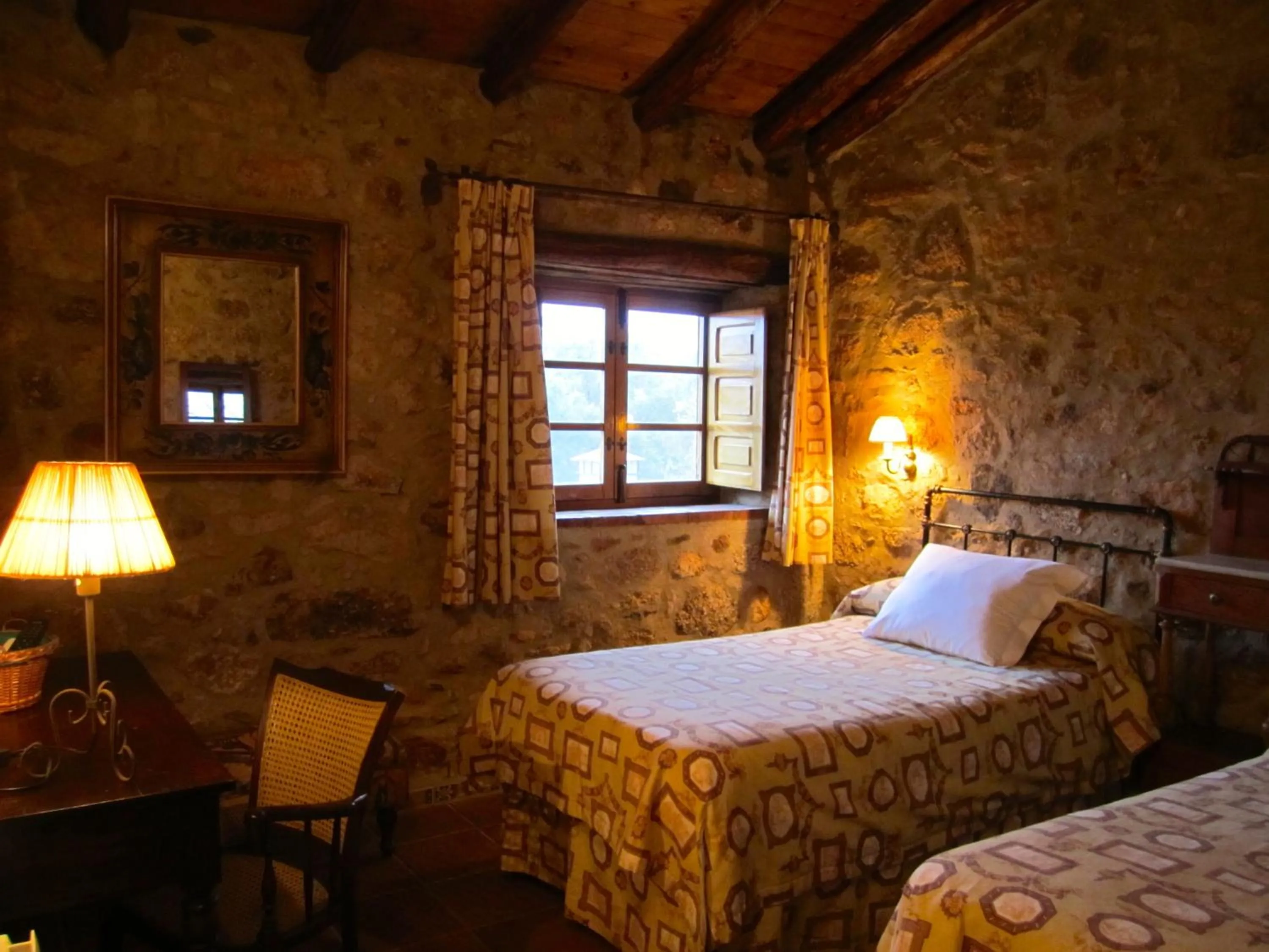 Bed in Apartamentos Rurales La Macera ****