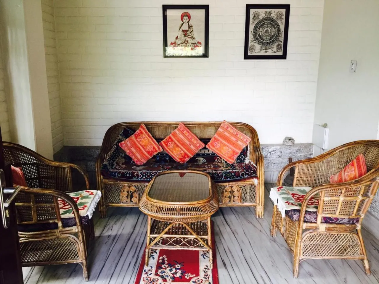 Seating area in Vamoose Pegs