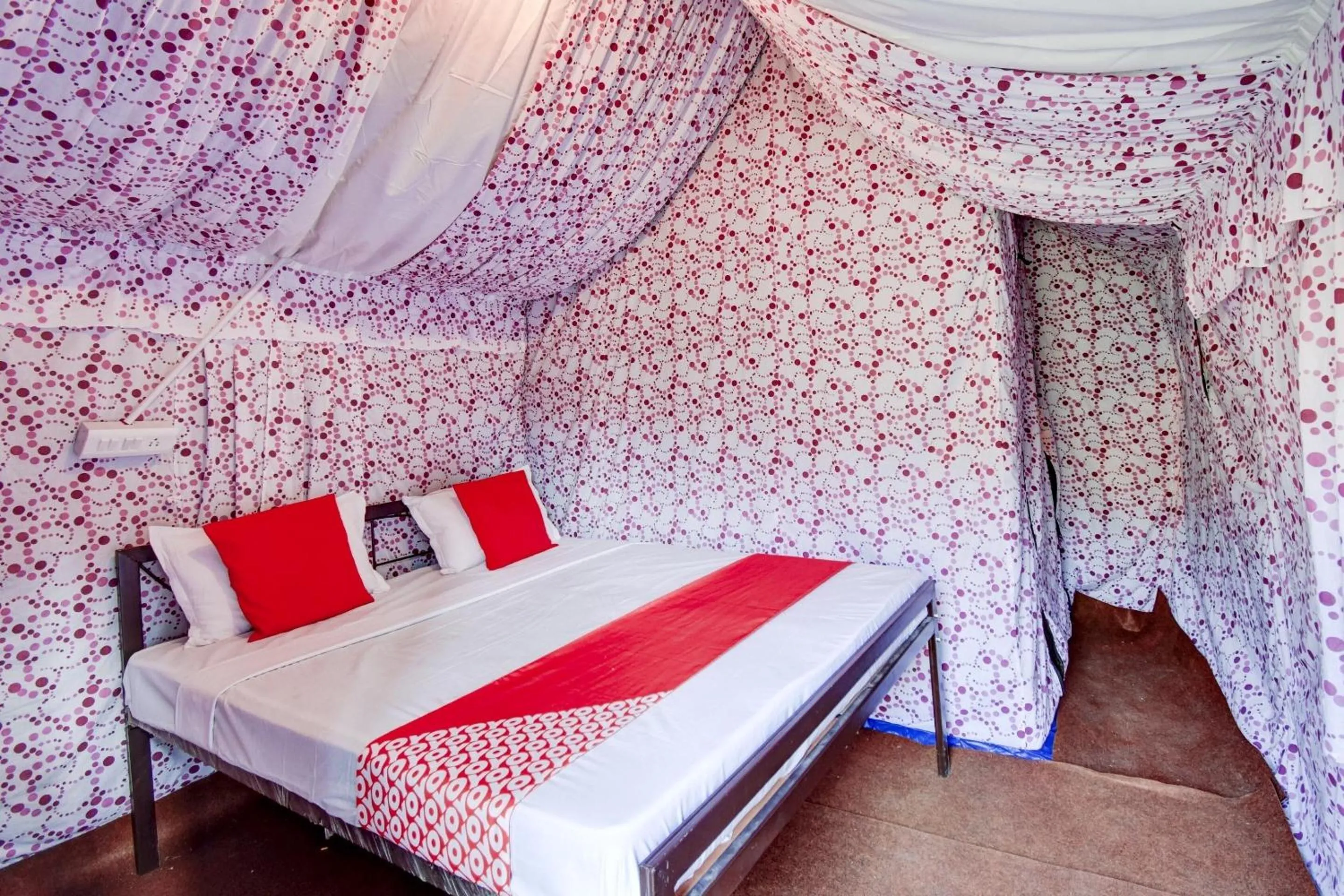 Bedroom, Bed in Hotel O by OYO Pine Tree